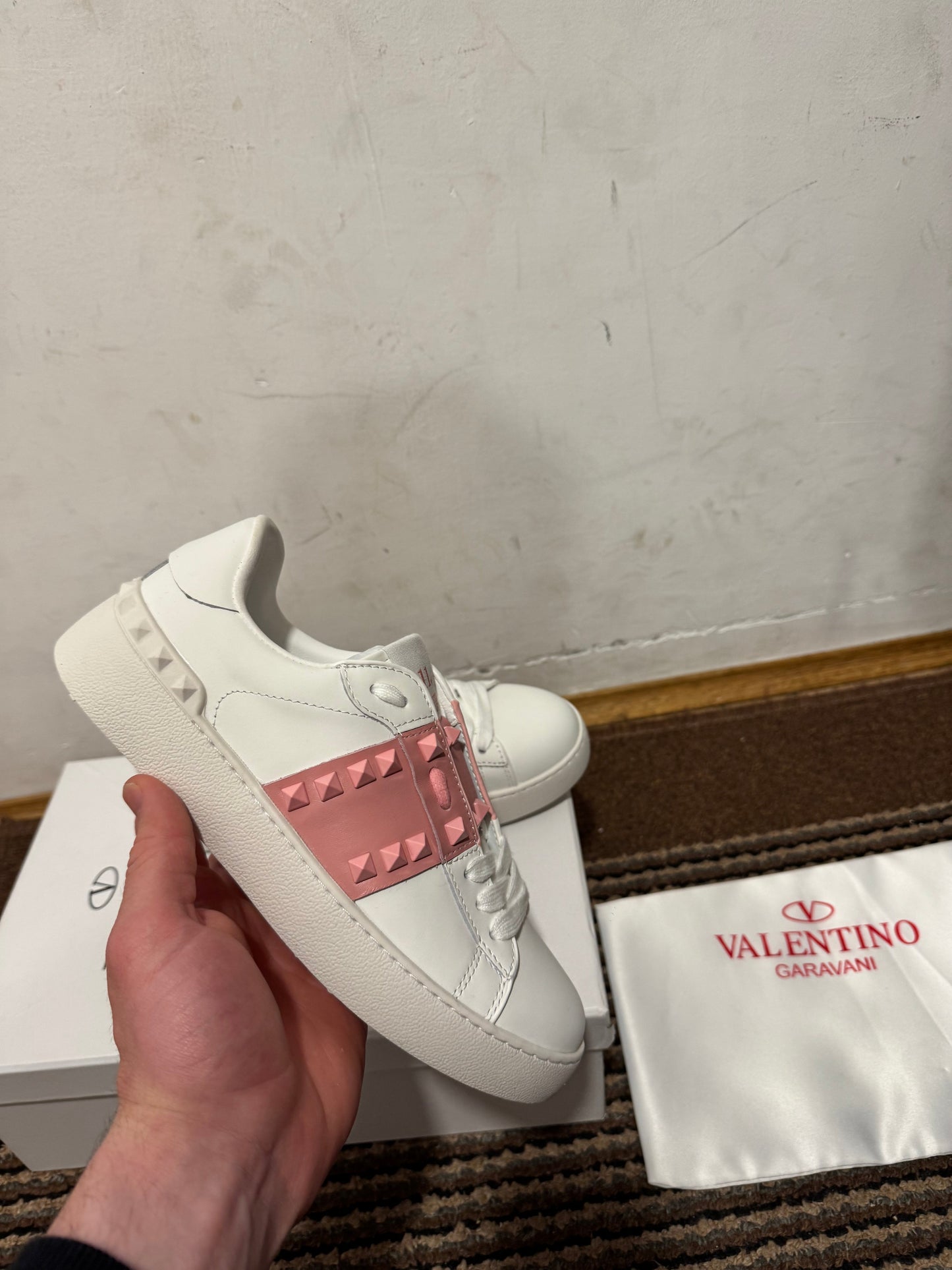 Valentino Broj 39(Odmah dostupno)