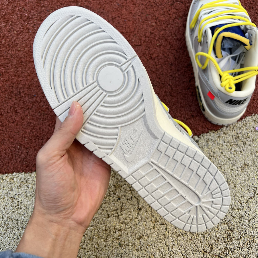 Off white dunk low lot 27