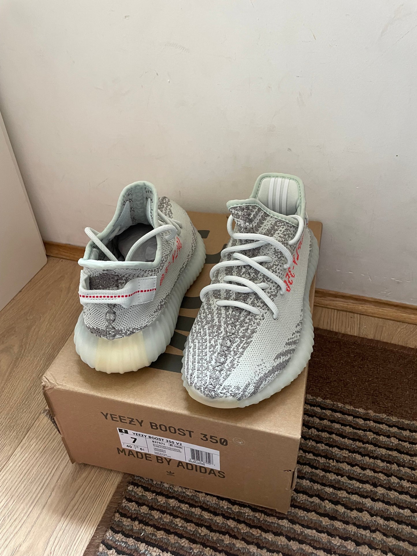 Yeezy 350 Blue Tint Broj 42(Odmah dostupno)