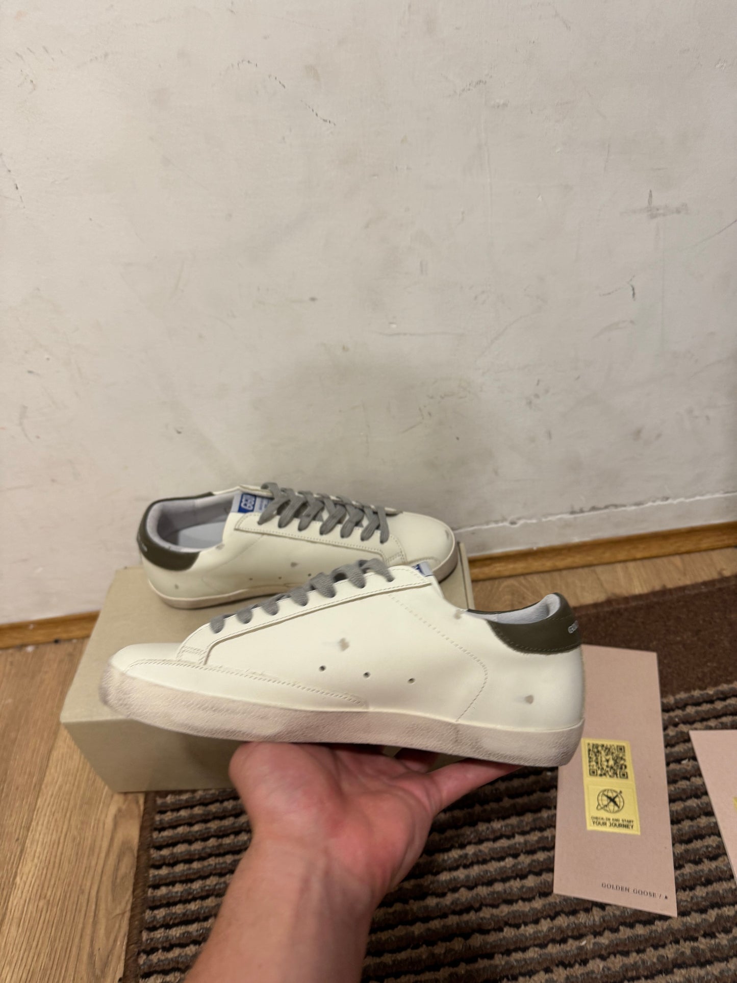 Golden Goose Broj 38(Odmah dostupno)