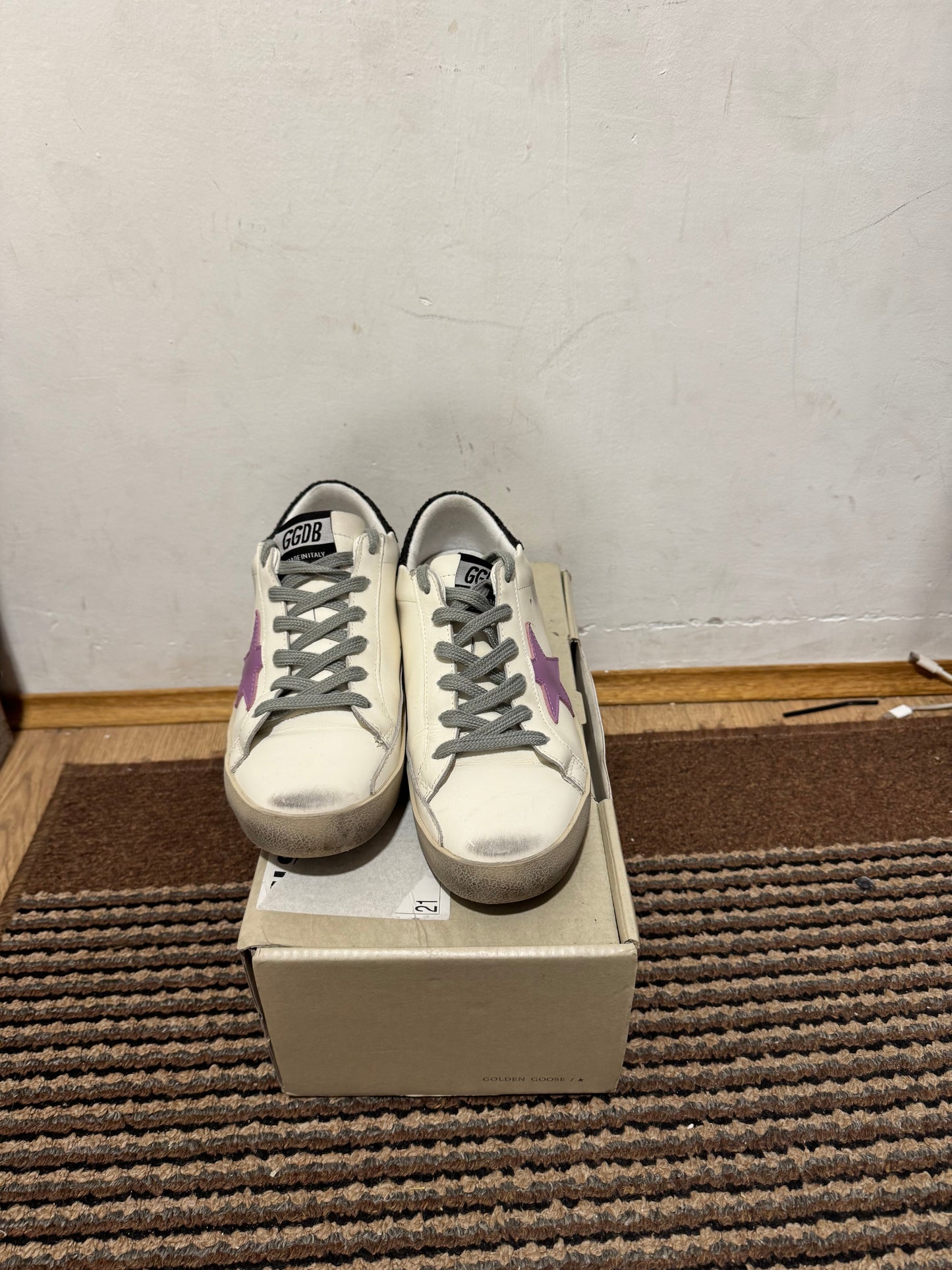 Golden Goose Broj 40(Odmah dostupno) NOSENE JEDANPUT!