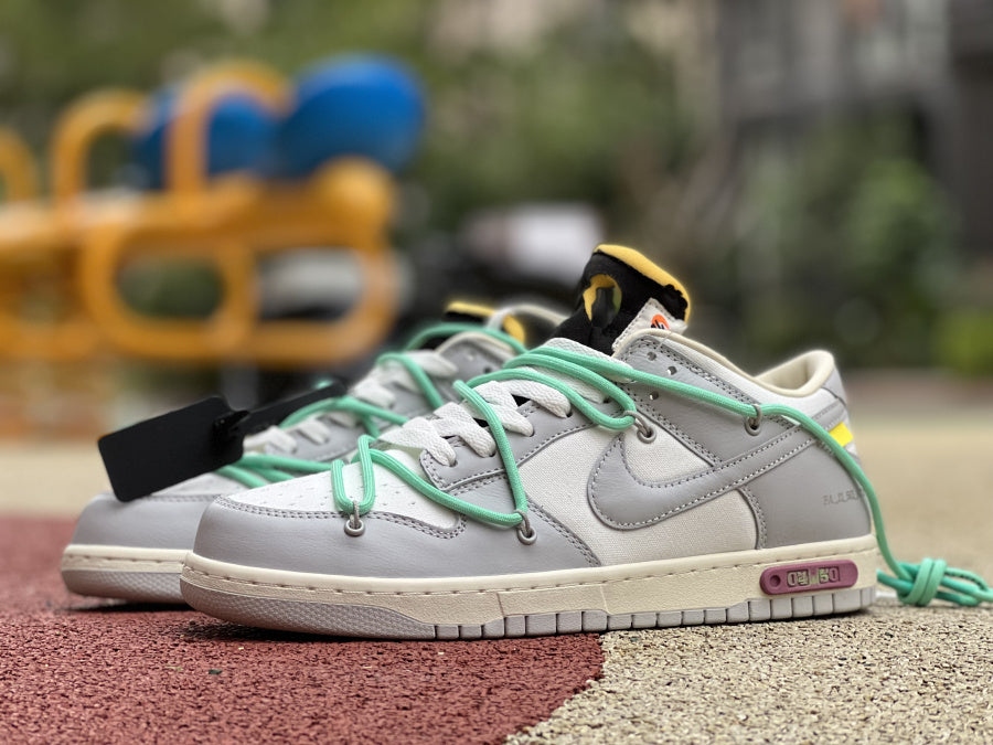 Off white dunk low lot 4