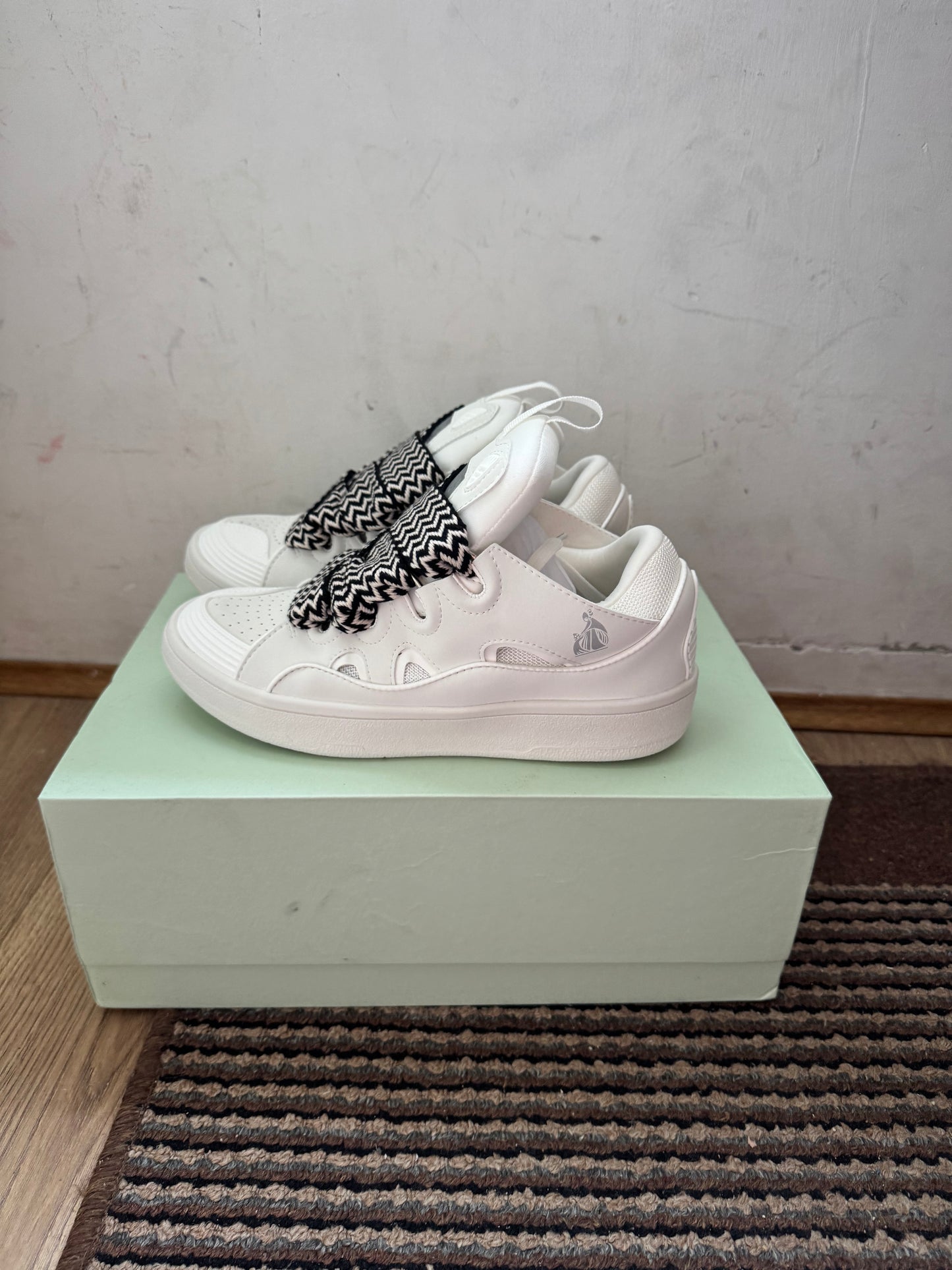 Lanvin Broj 39(Odmah dostupno)