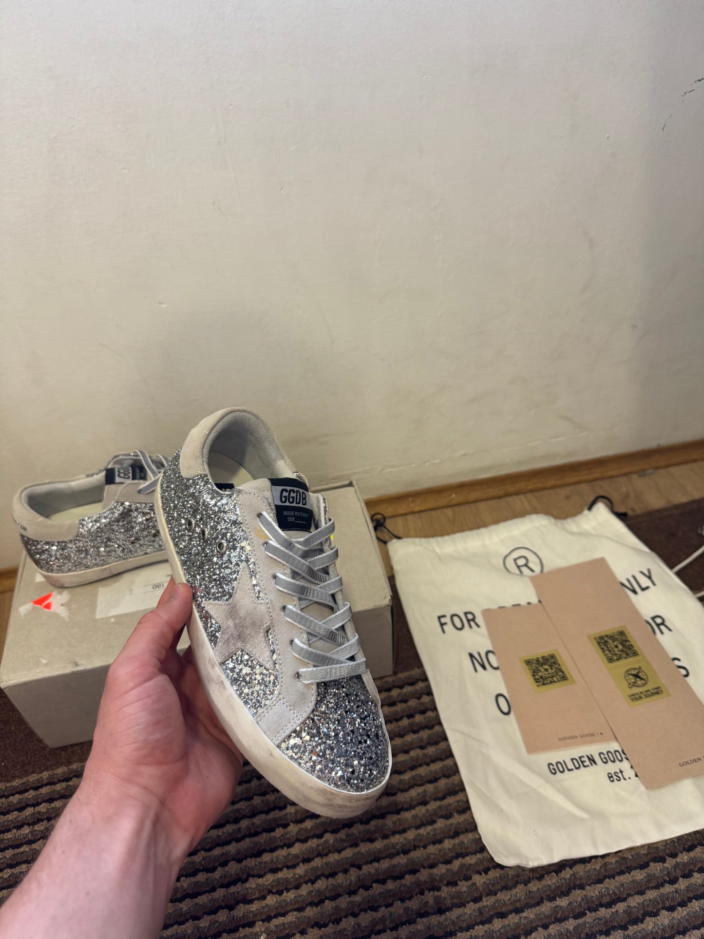 Golden Goose Broj 40(Odmah dostupno)