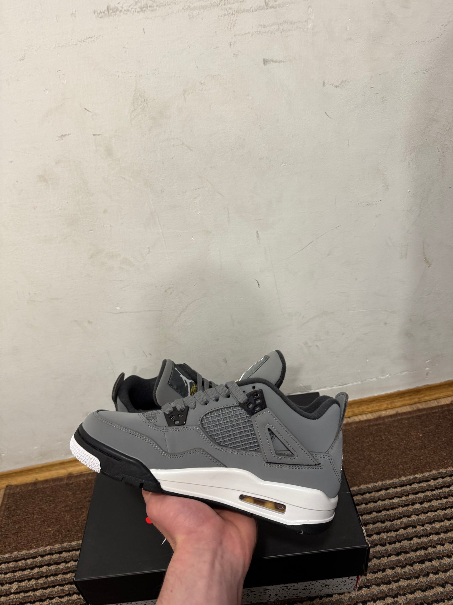 Jordan 4 Cool Grey Broj 39(Odmah dostupno)