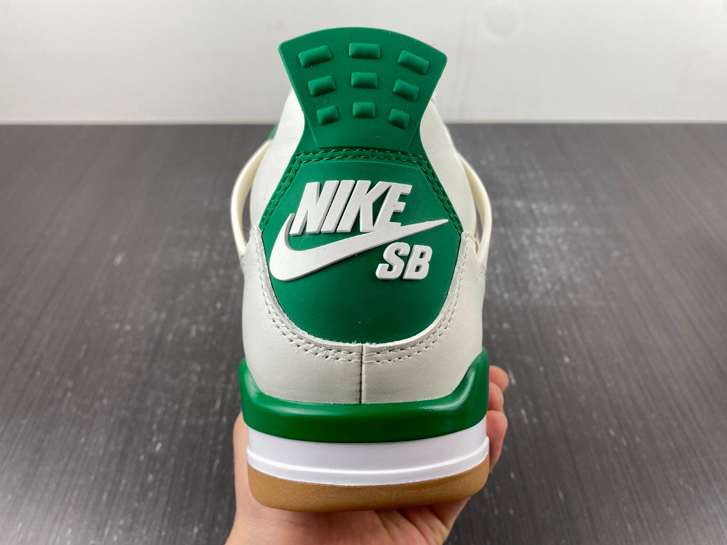 Jordan 4 Pine Green
