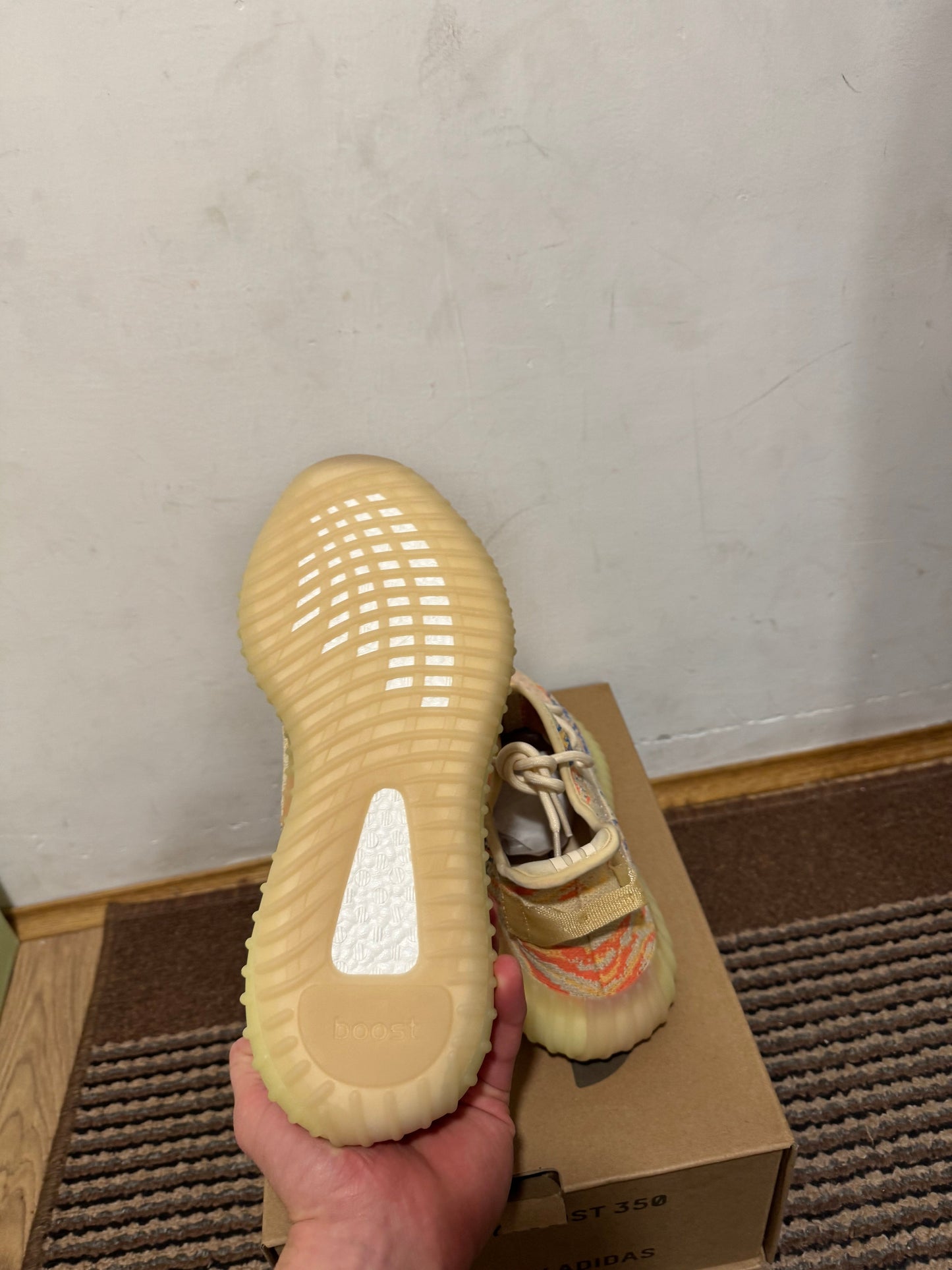 Yeezy 350 MX Oat Broj 42,44(Odmah Dostupno)