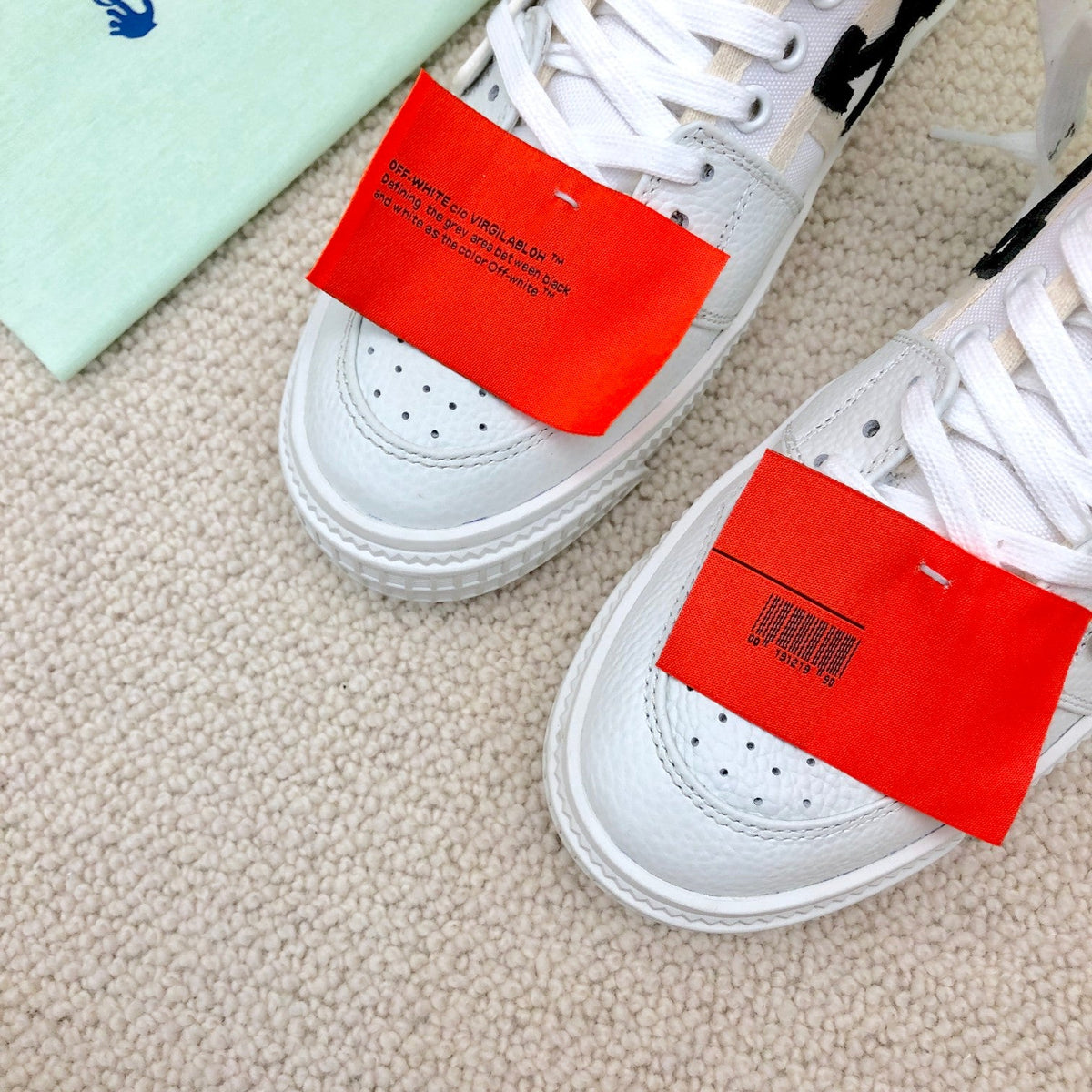 OFF-WHITE Court
