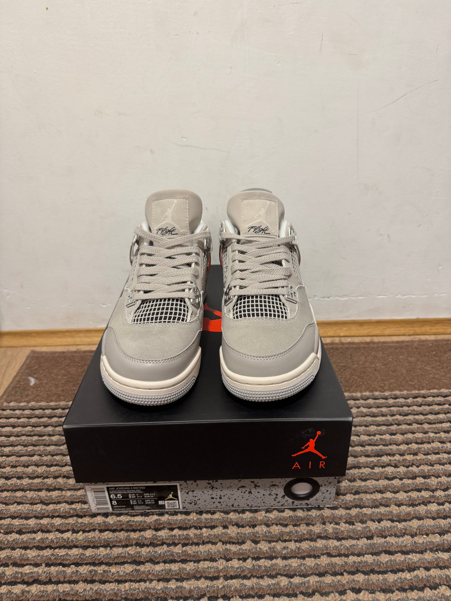 Jordan 4 Frozen Moment Broj 39(Odmah dostupno)