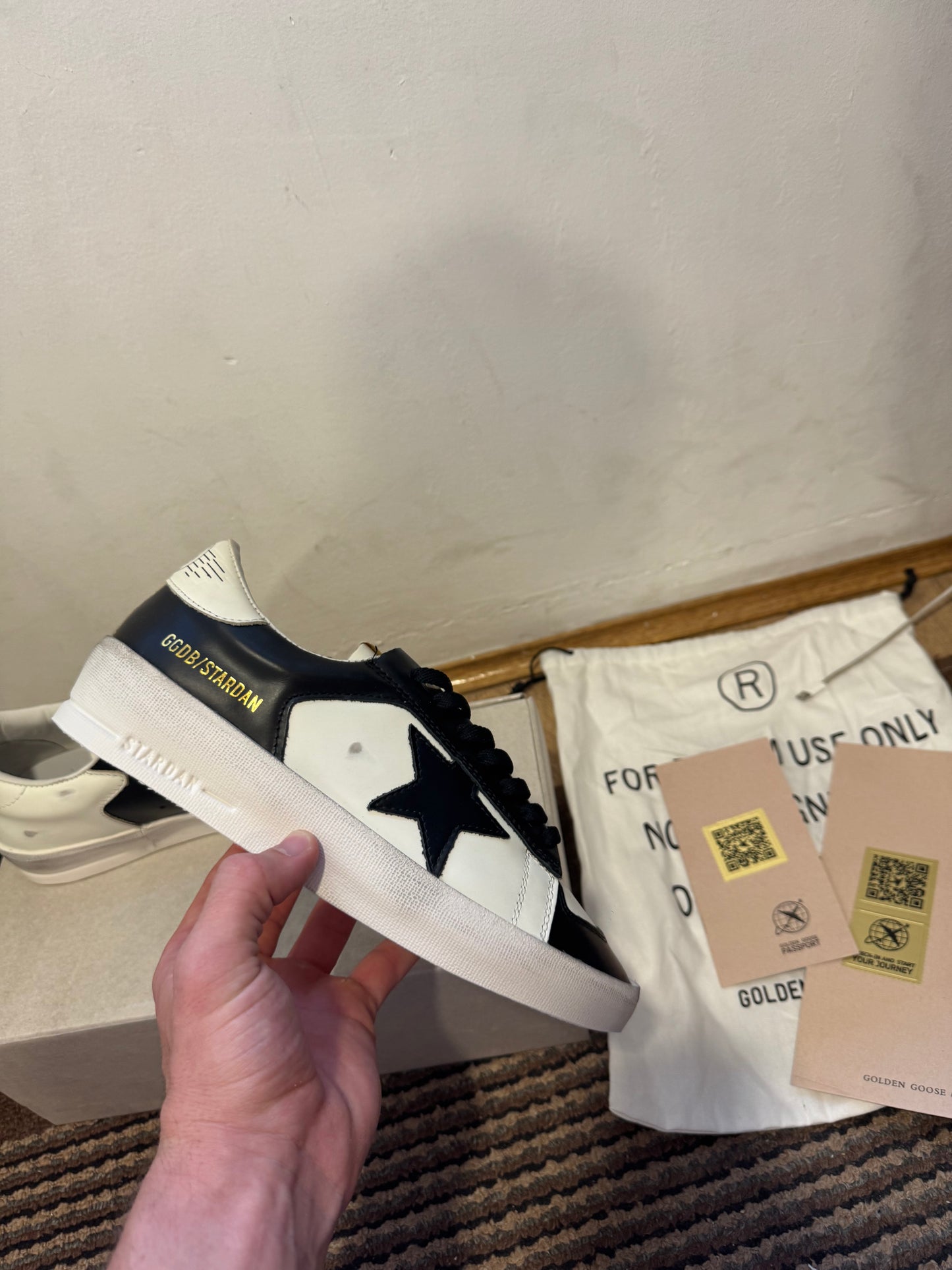 Golden Goose Broj 40(Odmah dostupno)