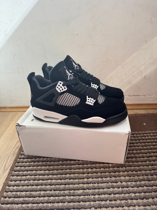 Jordan 4 White Thunder Broj 37.5,41(Odmah dostupno)