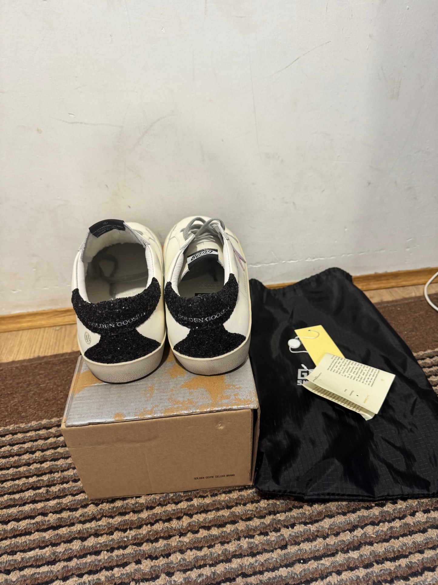 Golden Goose Broj 44 (Odmah dostupno)