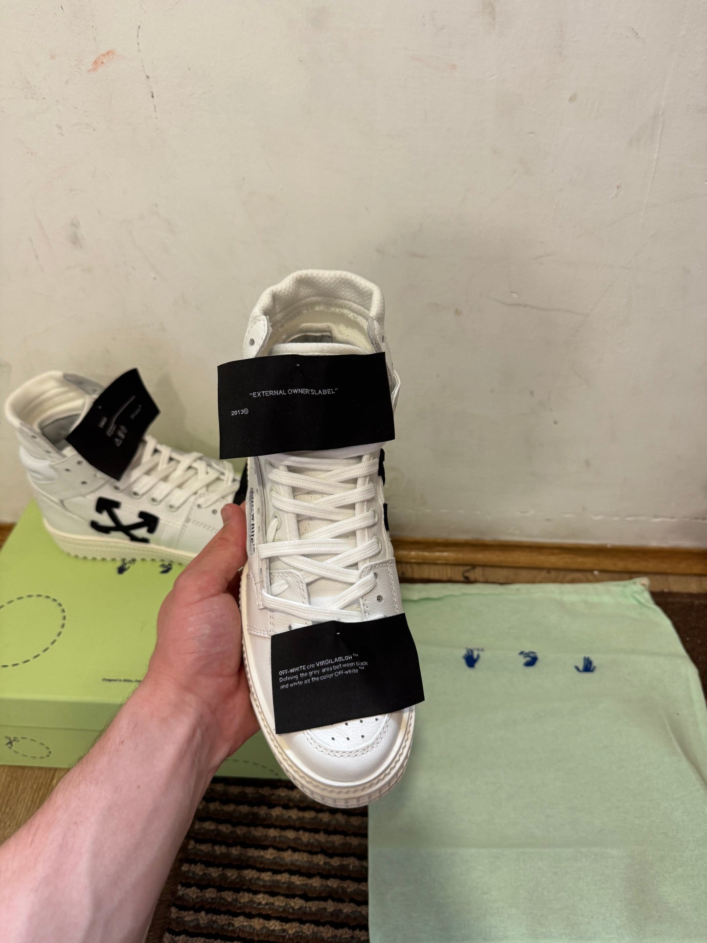Off White Court Broj 40(Odmah dostupno)