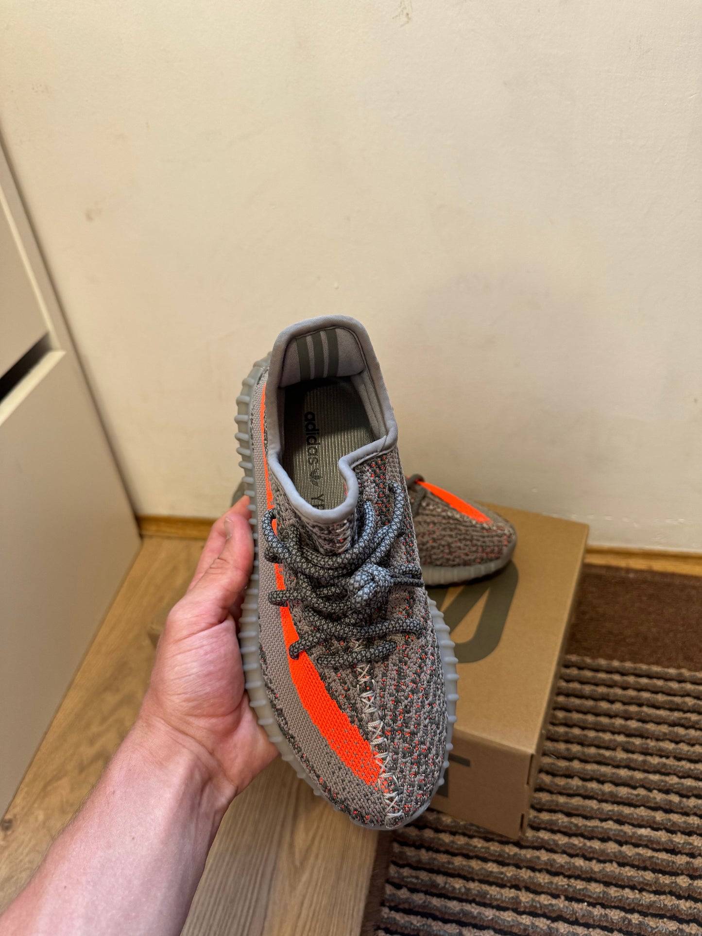 Yeezy 350 Beluga Broj 40(Odmah Dostupno)