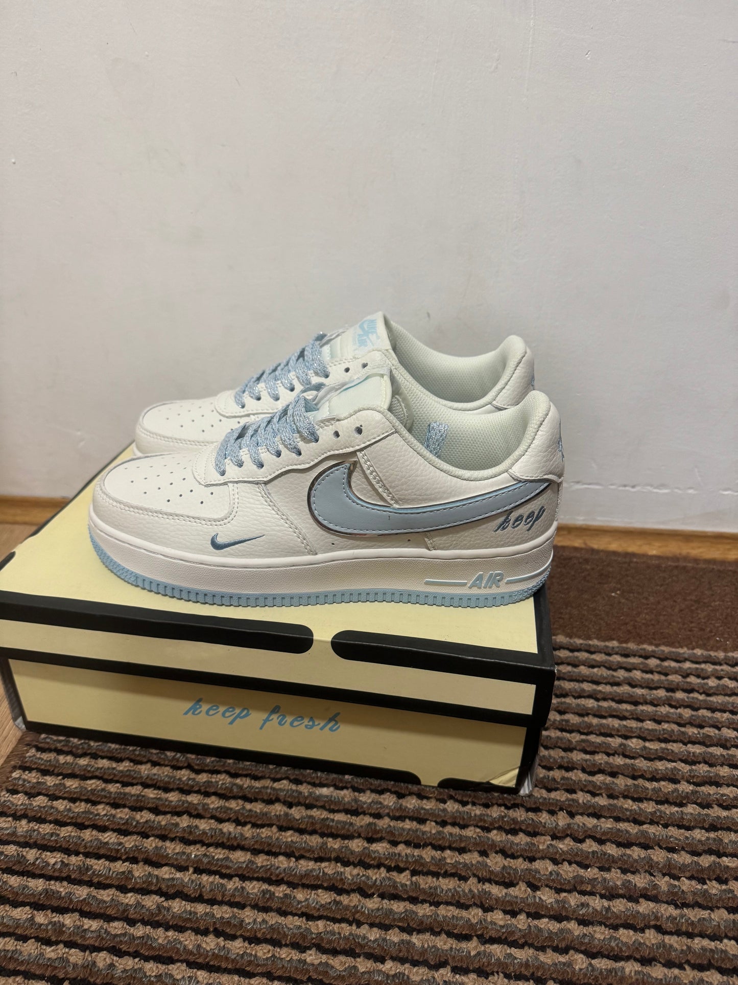 Nike Air Force Fresh Blue Broj 42.5(Odmah dostupno)