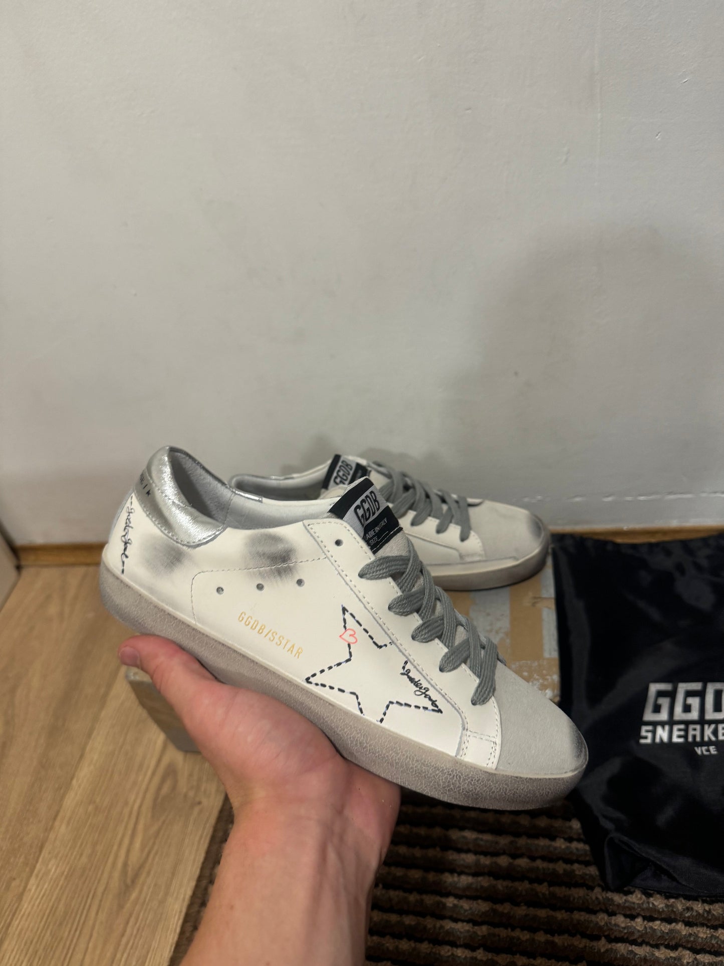 Golden Goose Broj 37(Odmah dostupno)