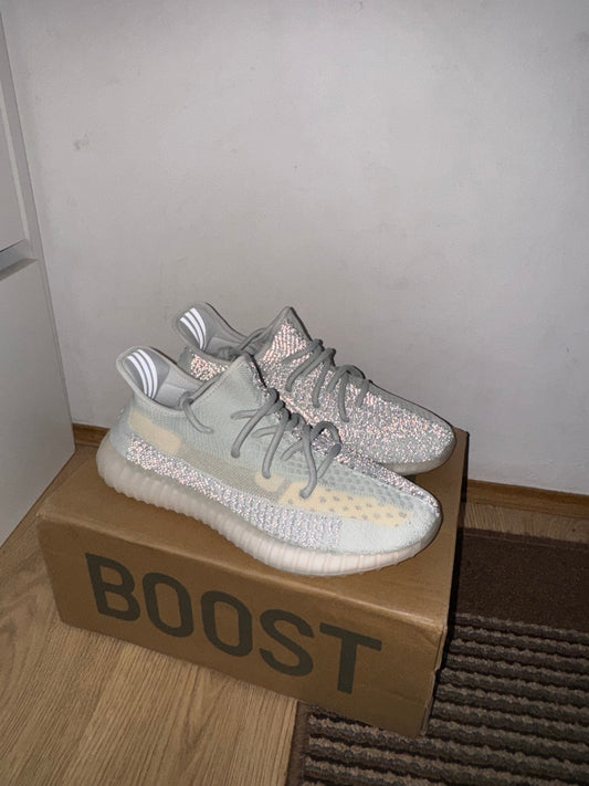 Yeezy 350 Cloud White Broj 41(Odmah dostupno)