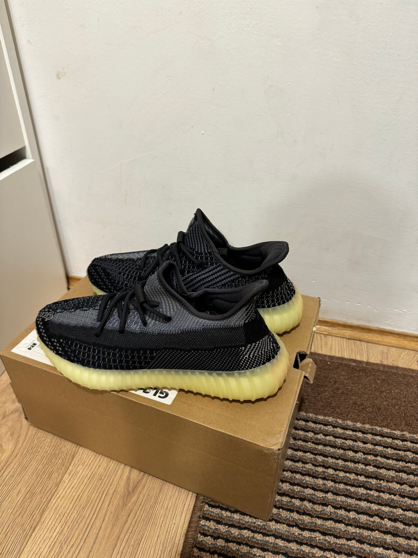 Yeezy 350 Asriel Broj 42,45(Odmah Dostupno)