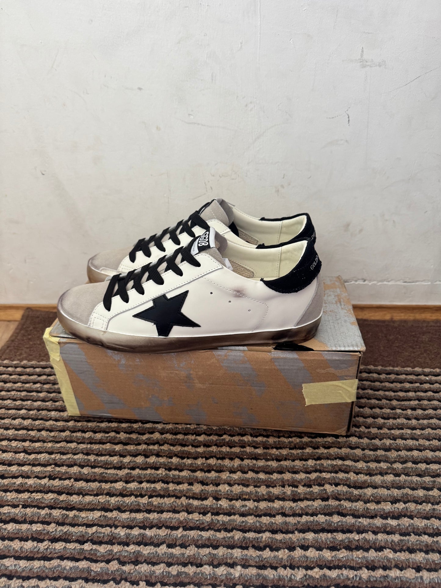 Golden Goose Broj 41(Odmah dostupno)