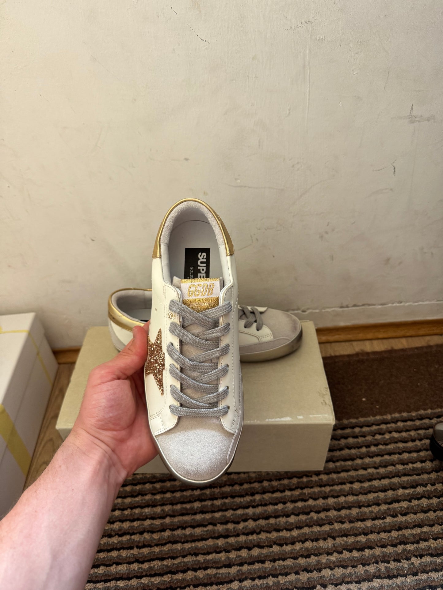 Golden Goose Broj 41(Odmah dostupno)