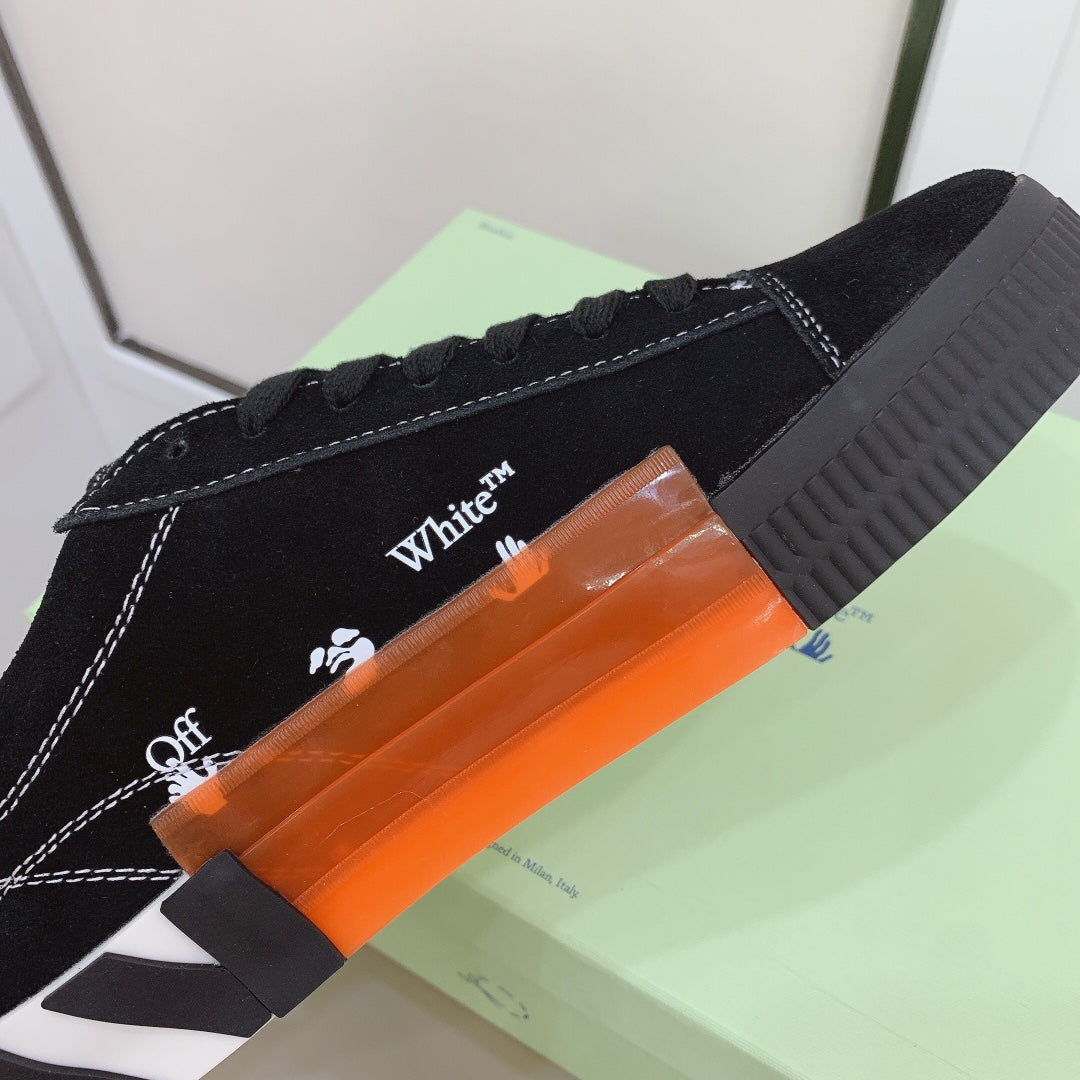 OFF WHITE Court low