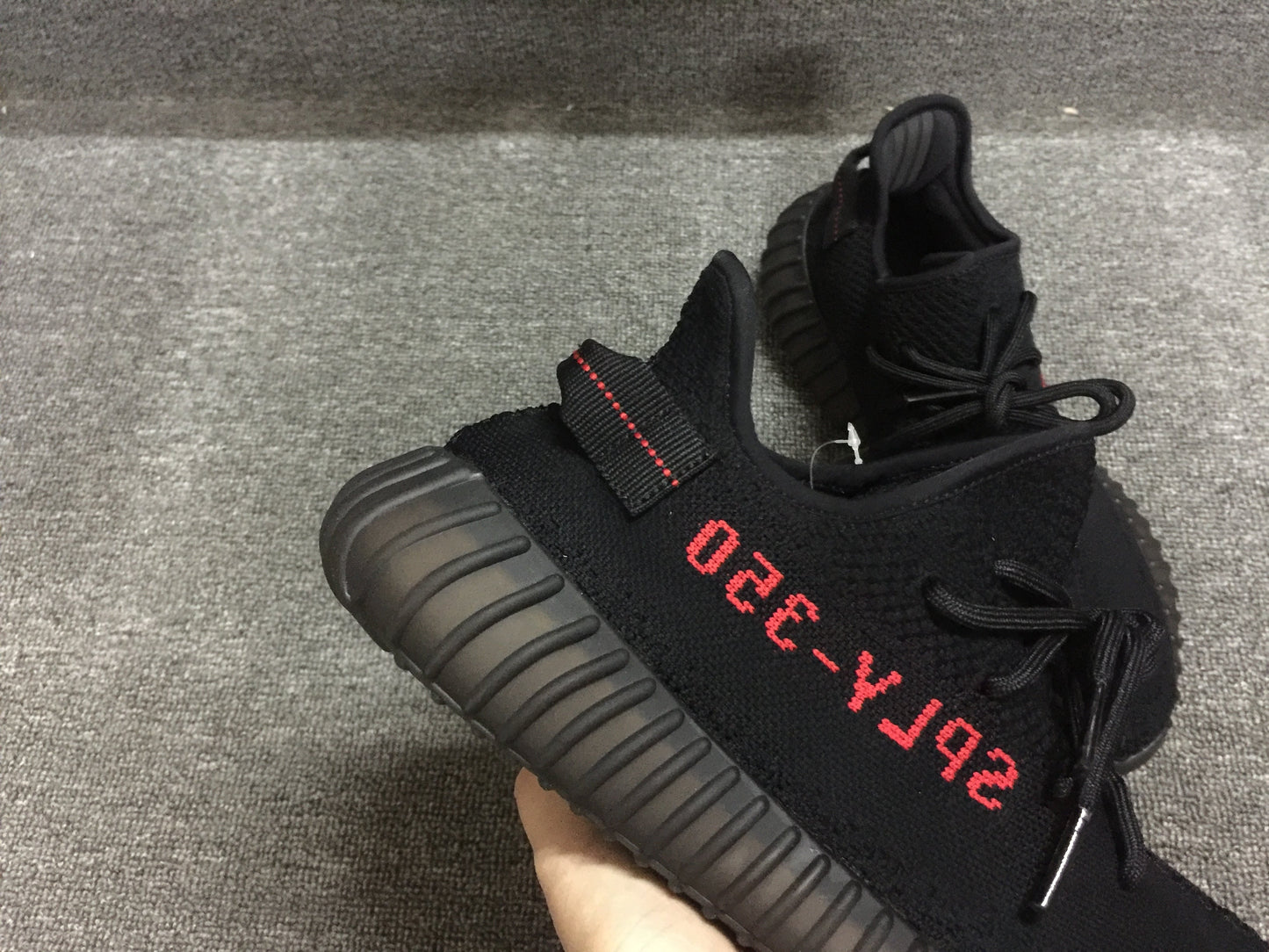Yeezy 350 Bred