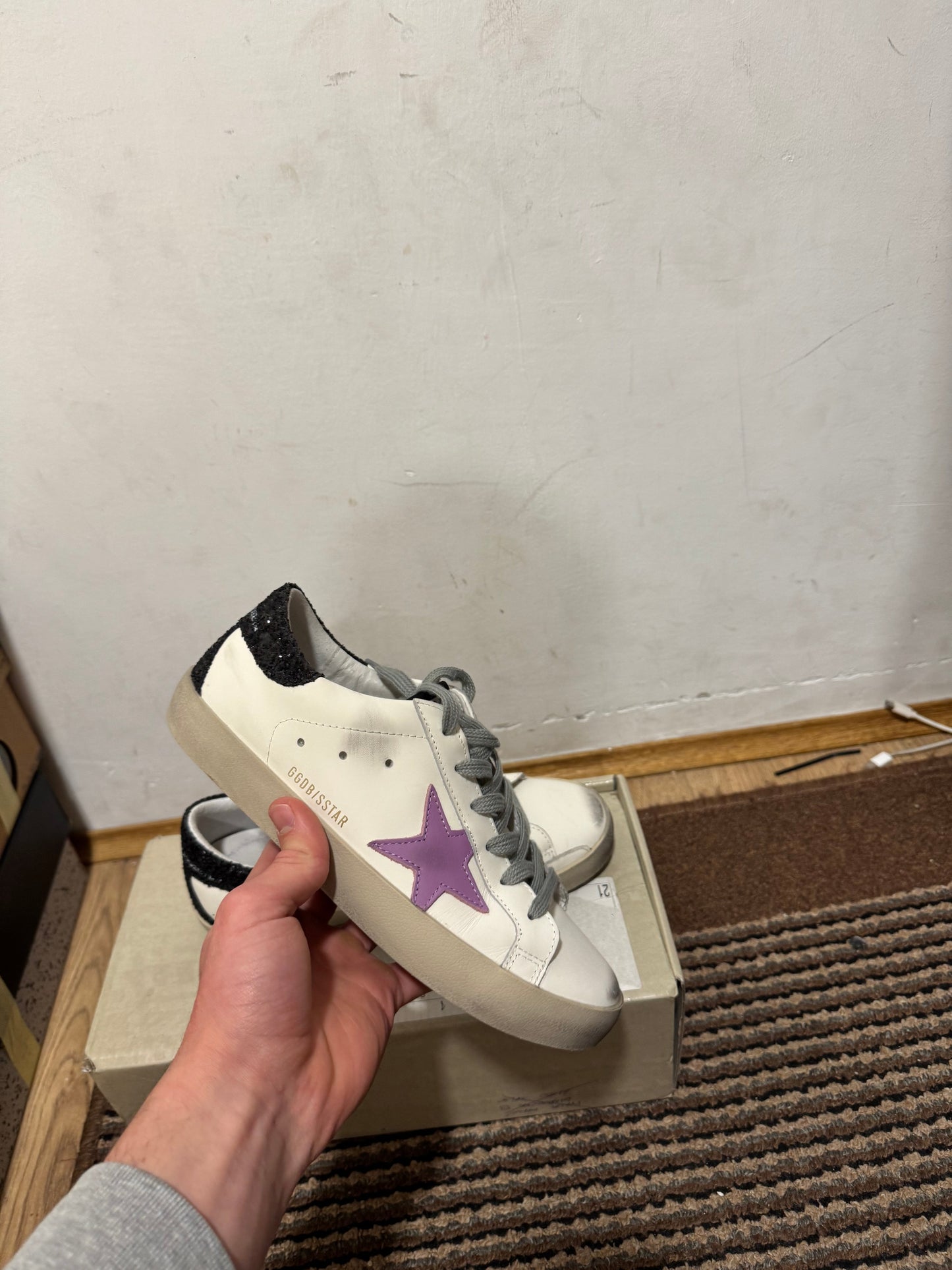 Golden Goose Broj 40(Odmah dostupno) NOSENE JEDANPUT!