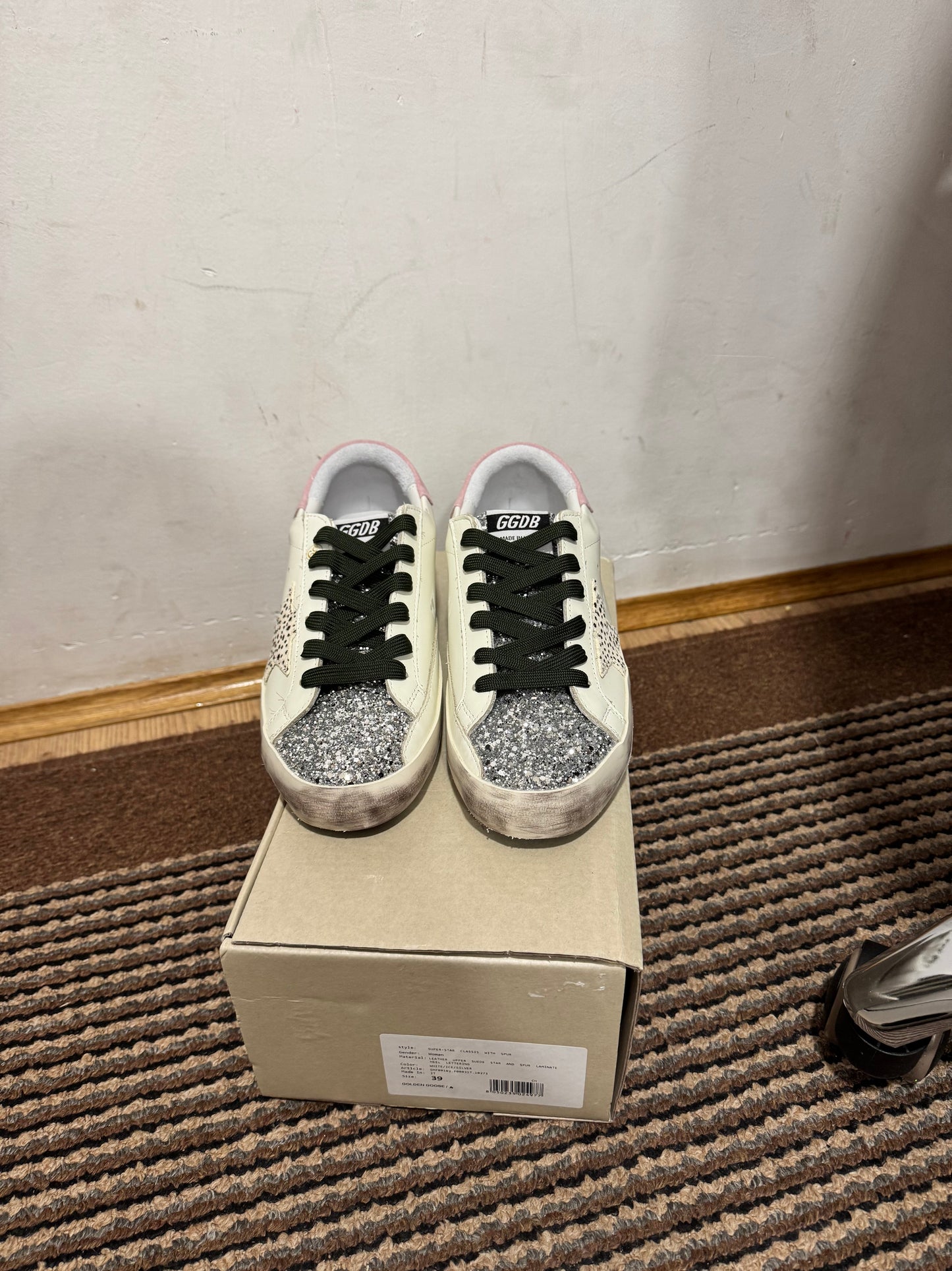 Golden Goose Broj 40(Odmah dostupno)