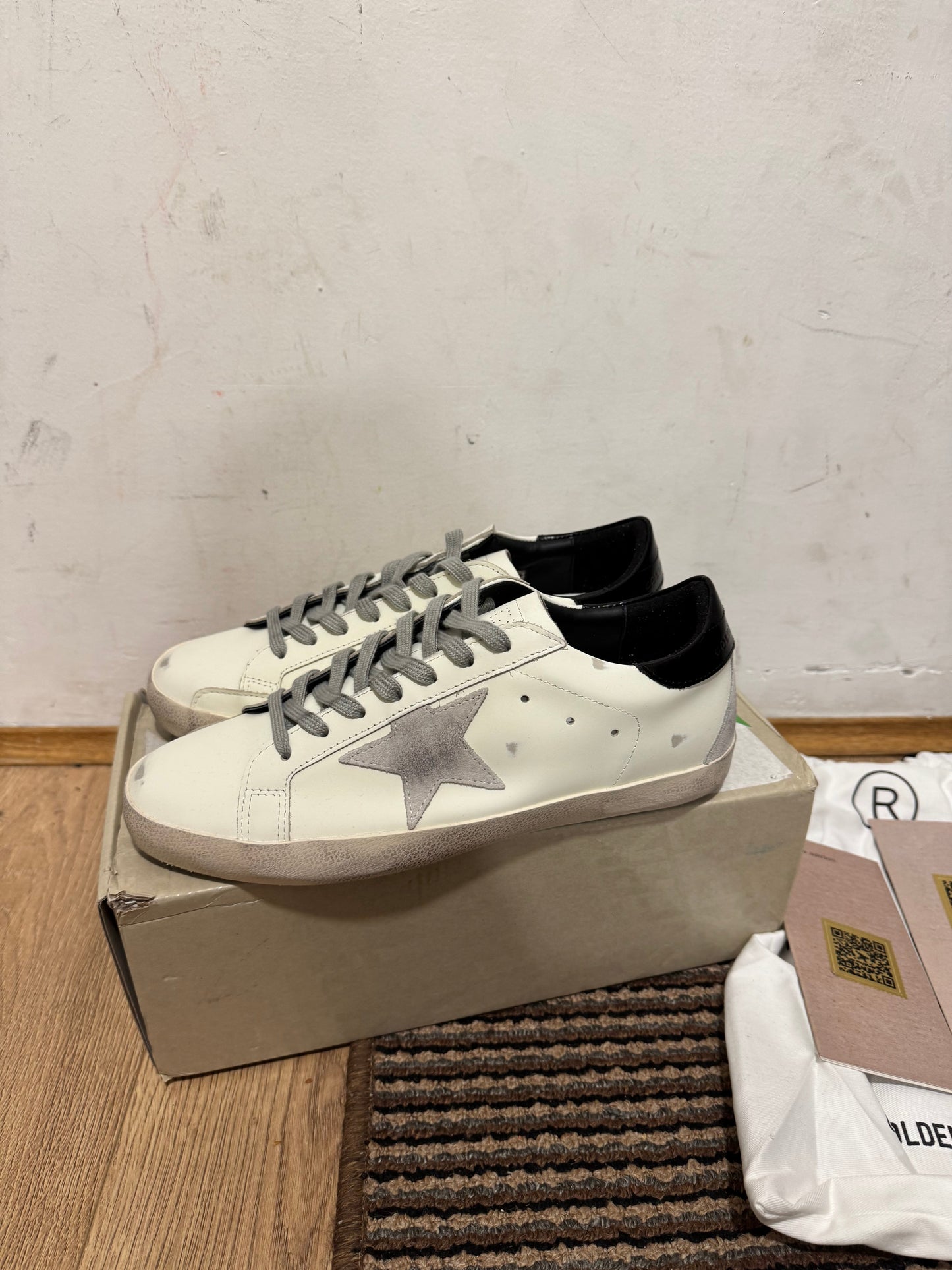 Golden Goose Broj 43(Odmah dostupno)