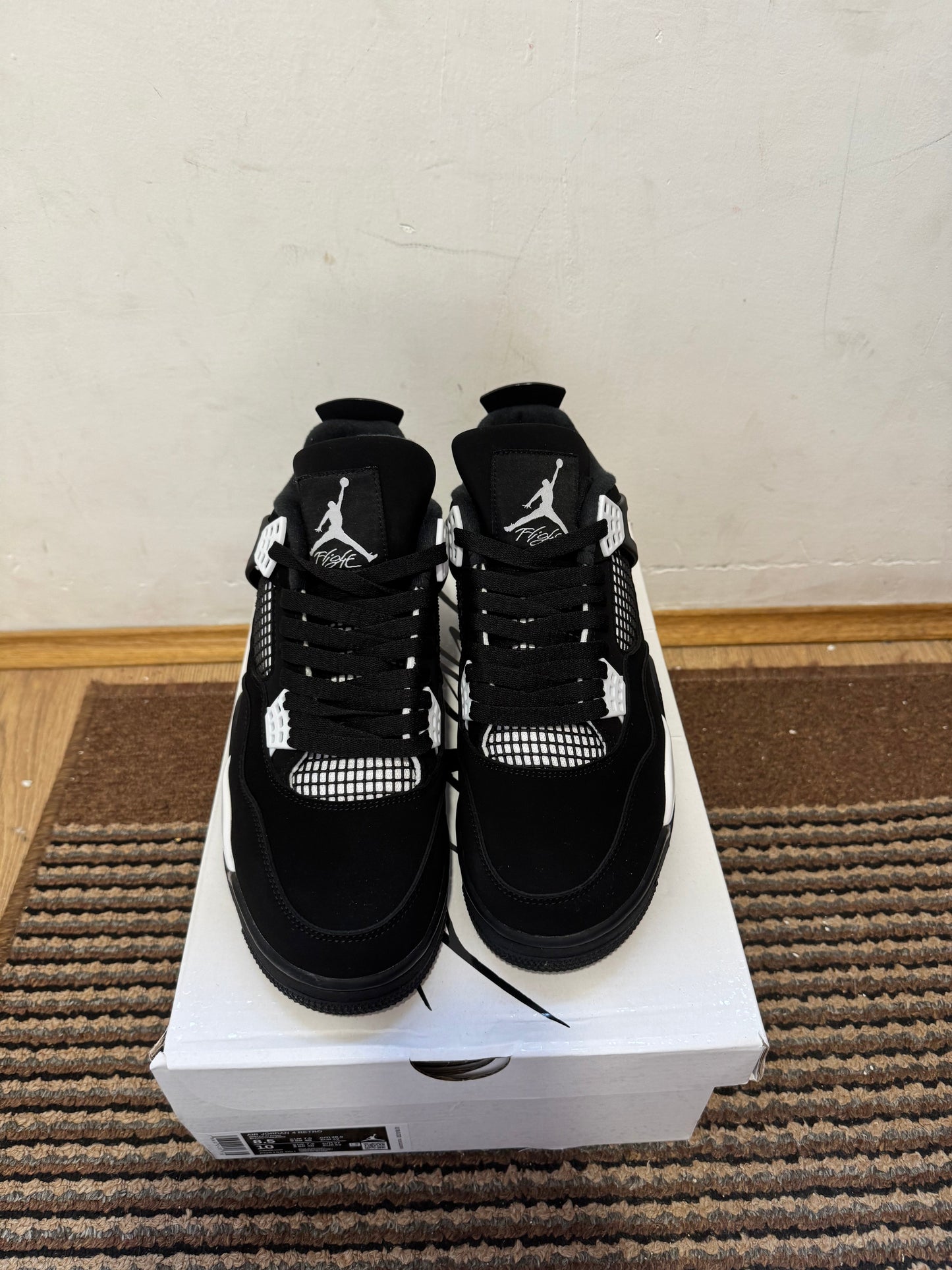 Jordan 4 White Thubder Broj 42(Odmah dostupno)