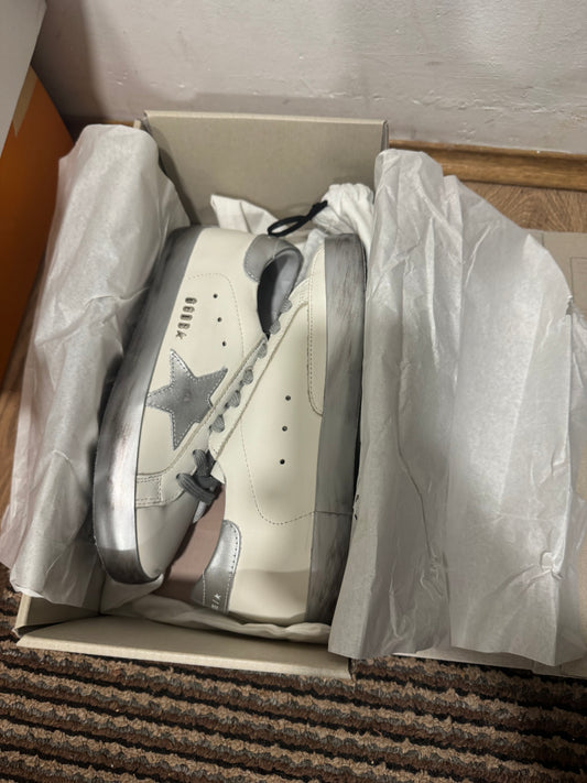 Golden Goose Broj 38(Odmah dostupno)