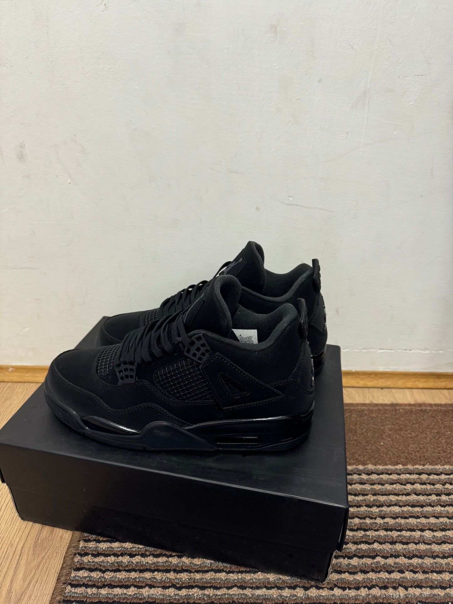 Jordan 4 Black Cat Broj 39,43,45(Odmah dostupno)