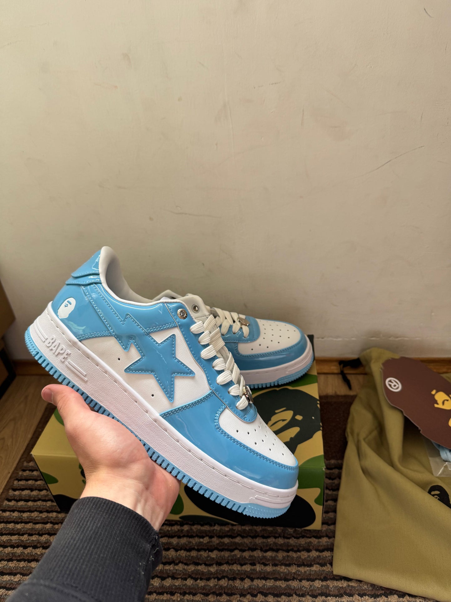 Bapesta Broj 43 (Odmah dostupno)