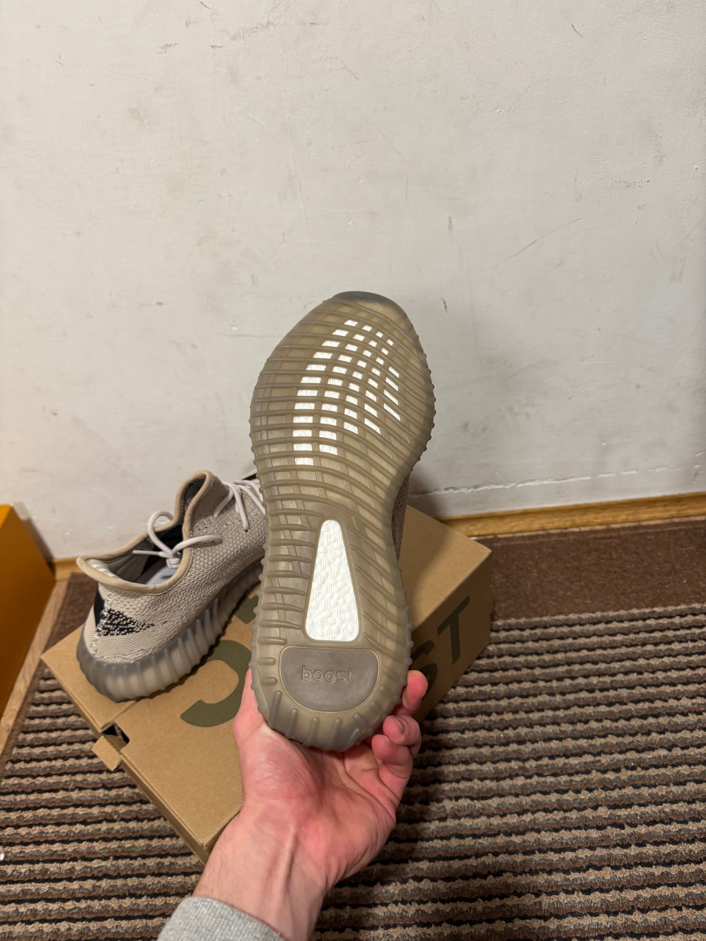Yeezy 350 Salt Broj 45(Odmah dostupno)