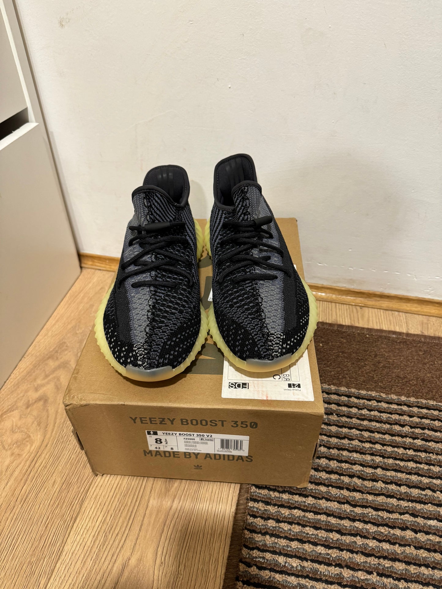Yeezy 350 Asriel Broj 42,45(Odmah Dostupno)