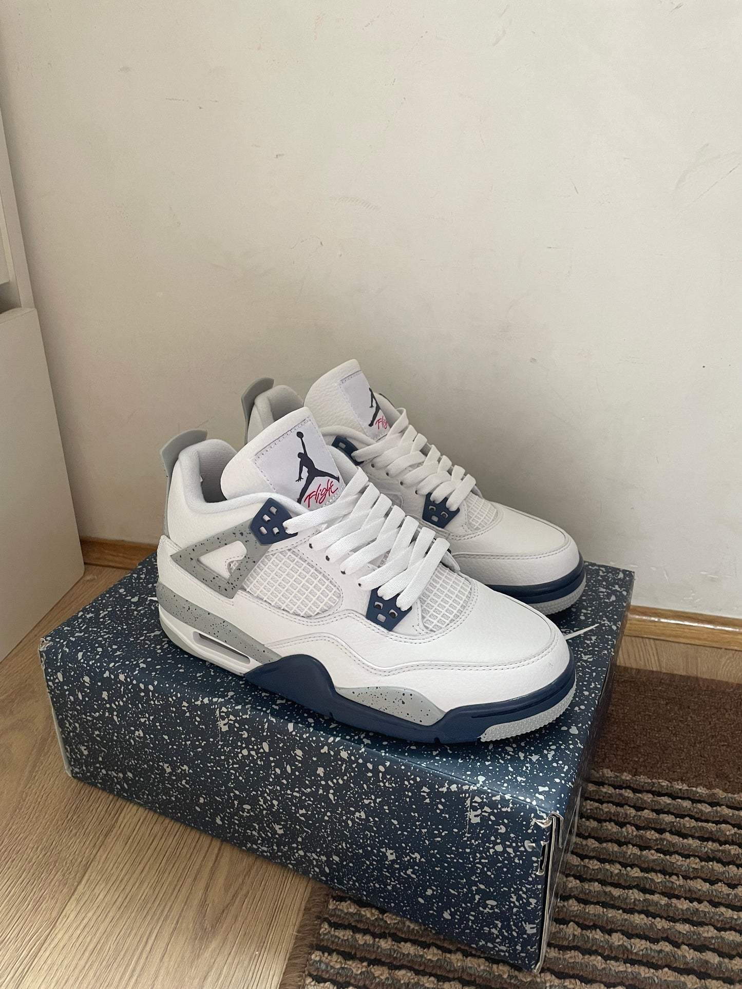 Jordan 4 Midnight Navy Broj 46(Odmah dostupno)