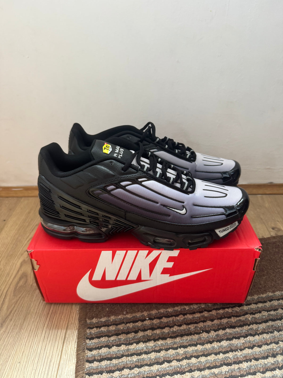 Nike Air max Plus 3 Broj 46 (Odmah Dostupno)