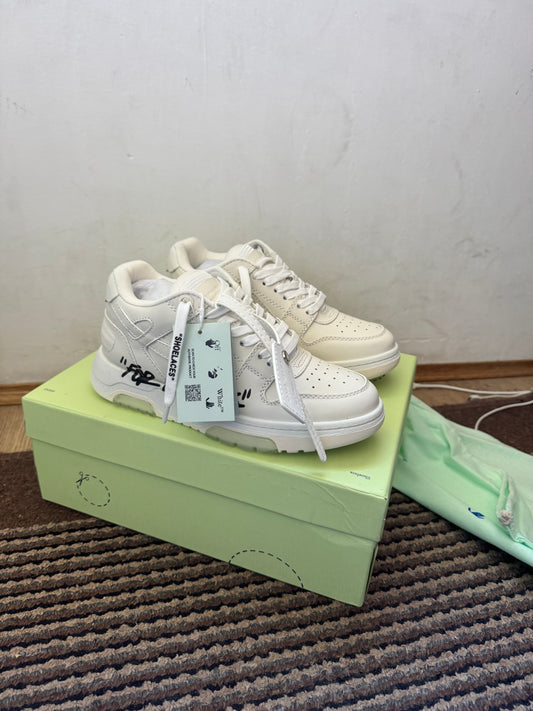 Off White Out of Office Broj 44(Odmah dostupno)