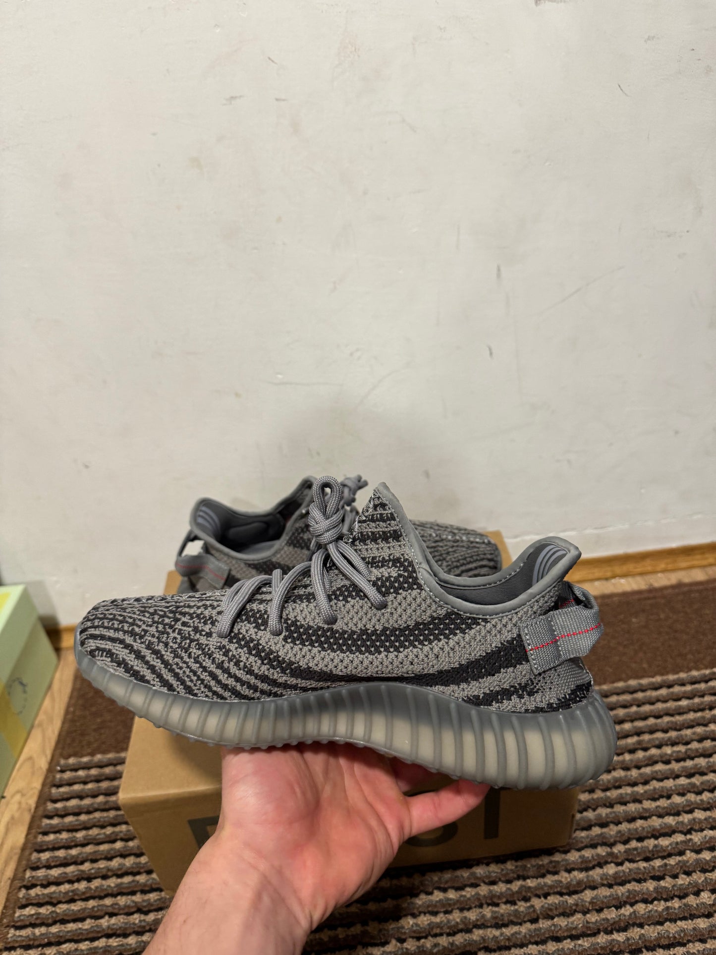 Yeezy 350 Beluga 2.0 Broj 42(Odmah Dostupno)