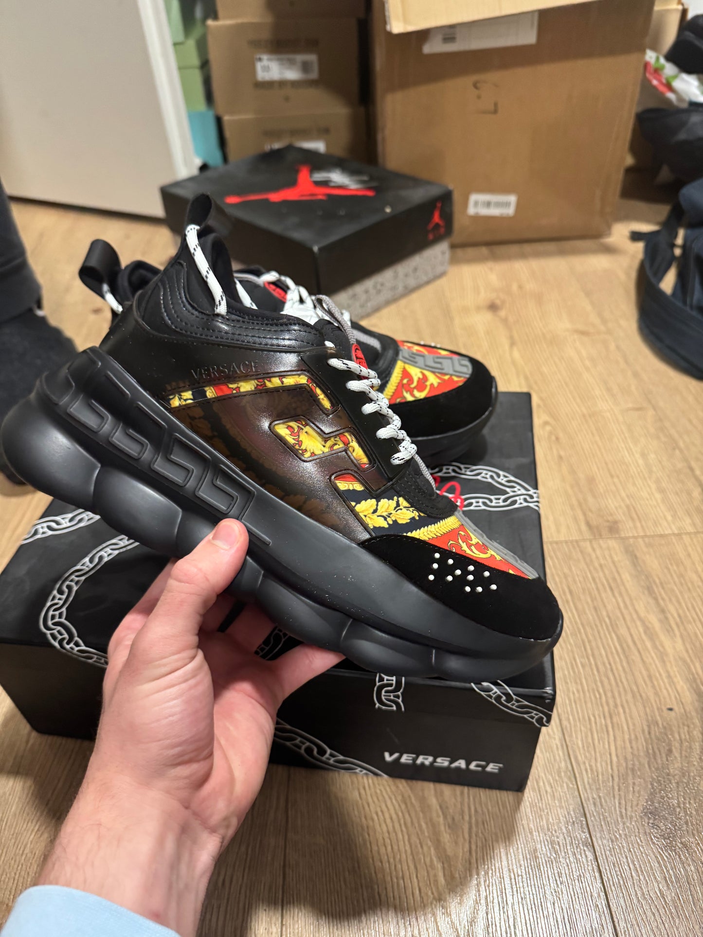Versace Broj 42(Odmah dostupno)