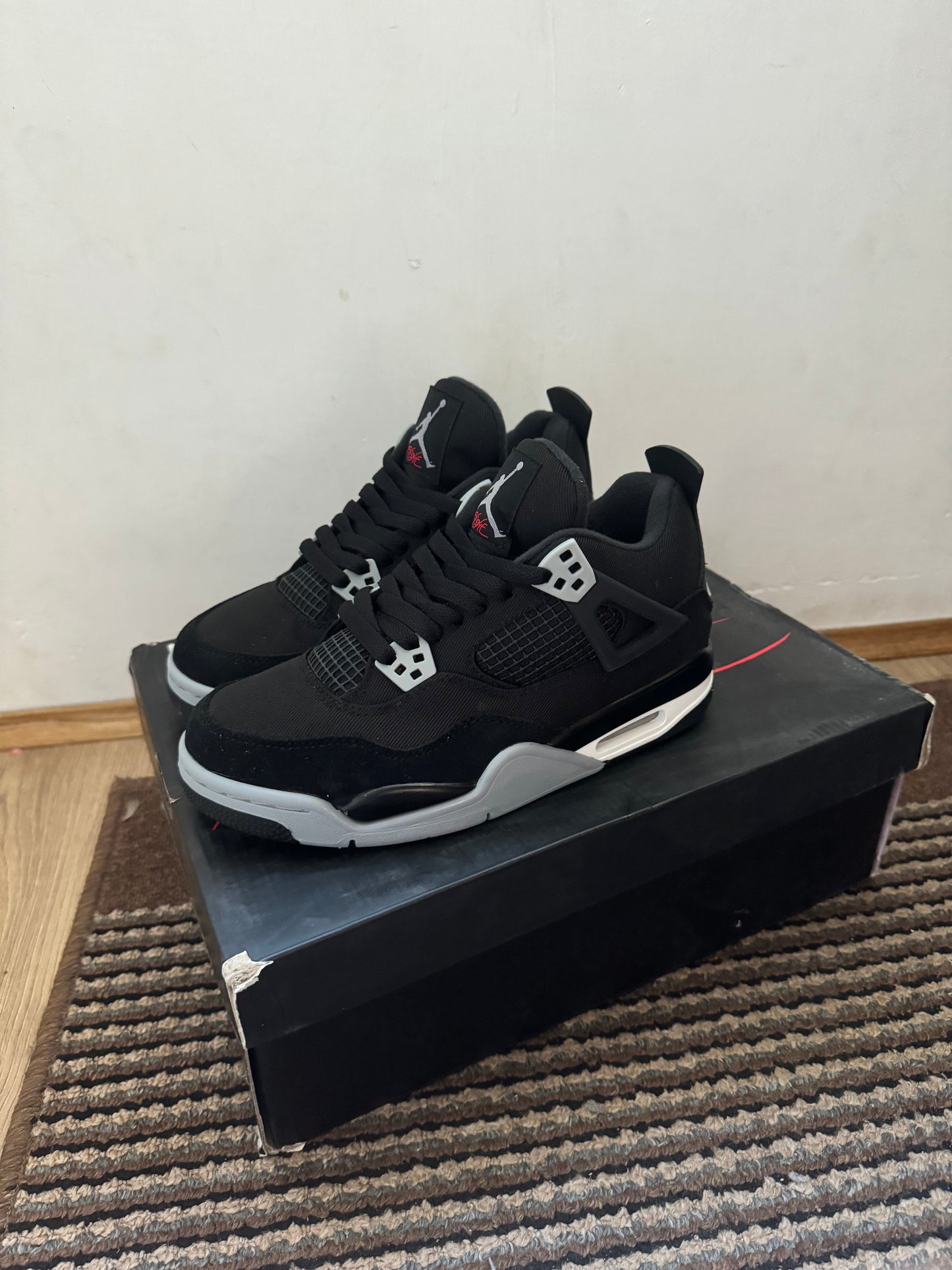 Jordan 4 Black Canvas Broj 45(Odmah dostupno)