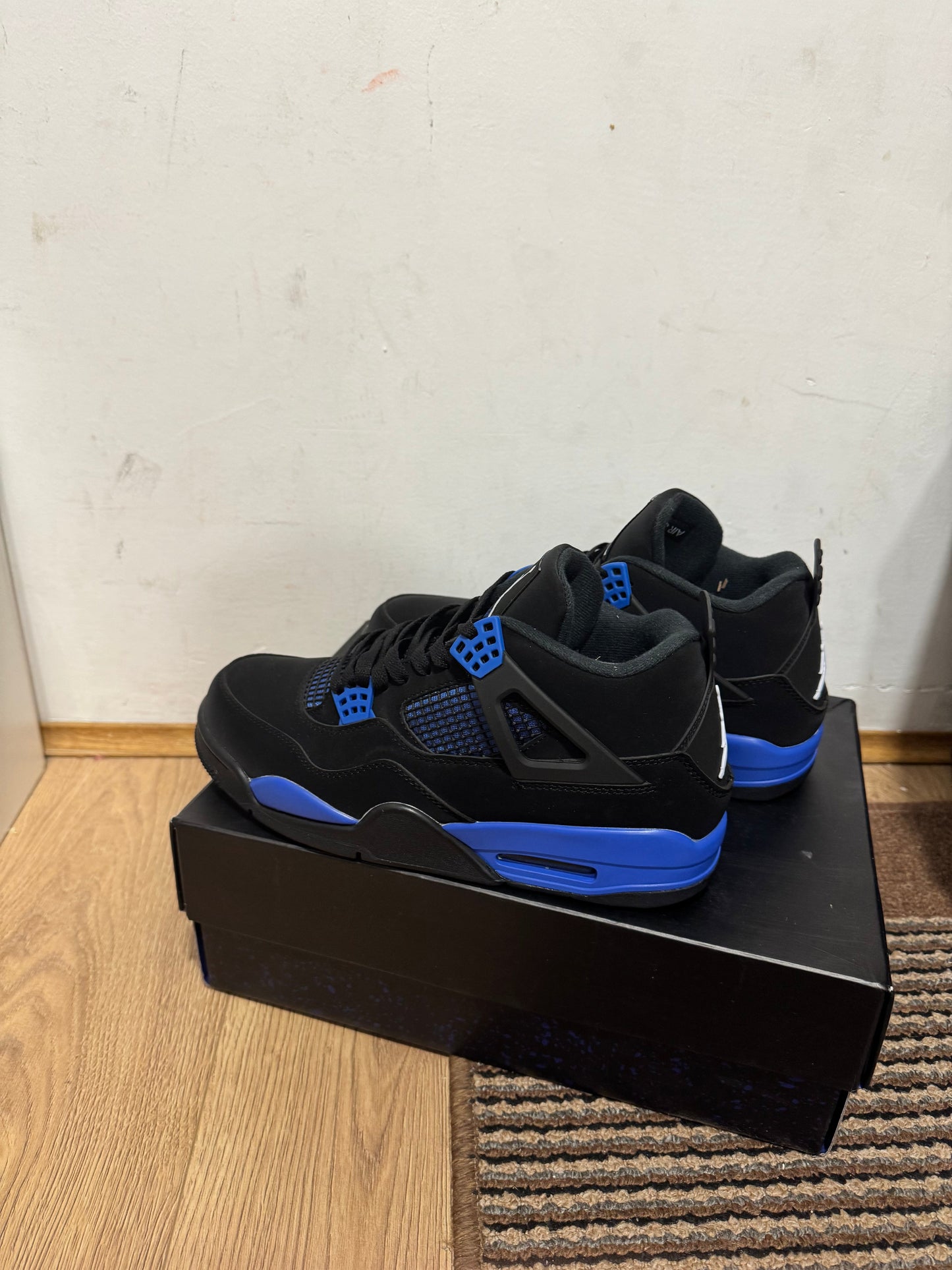 Jordan 4 Blue Thunder Broj 44 (Odmah dostupno)