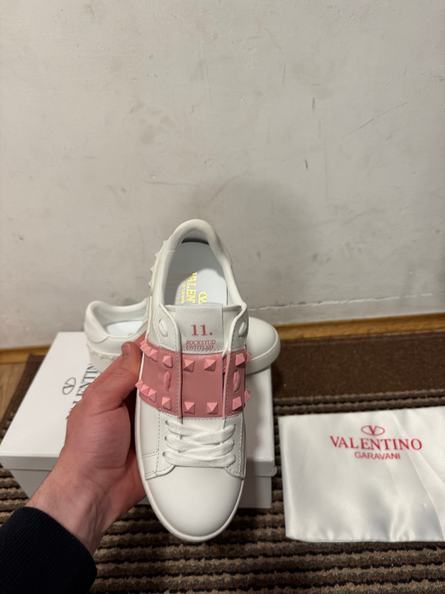 Valentino Broj 39(Odmah dostupno)
