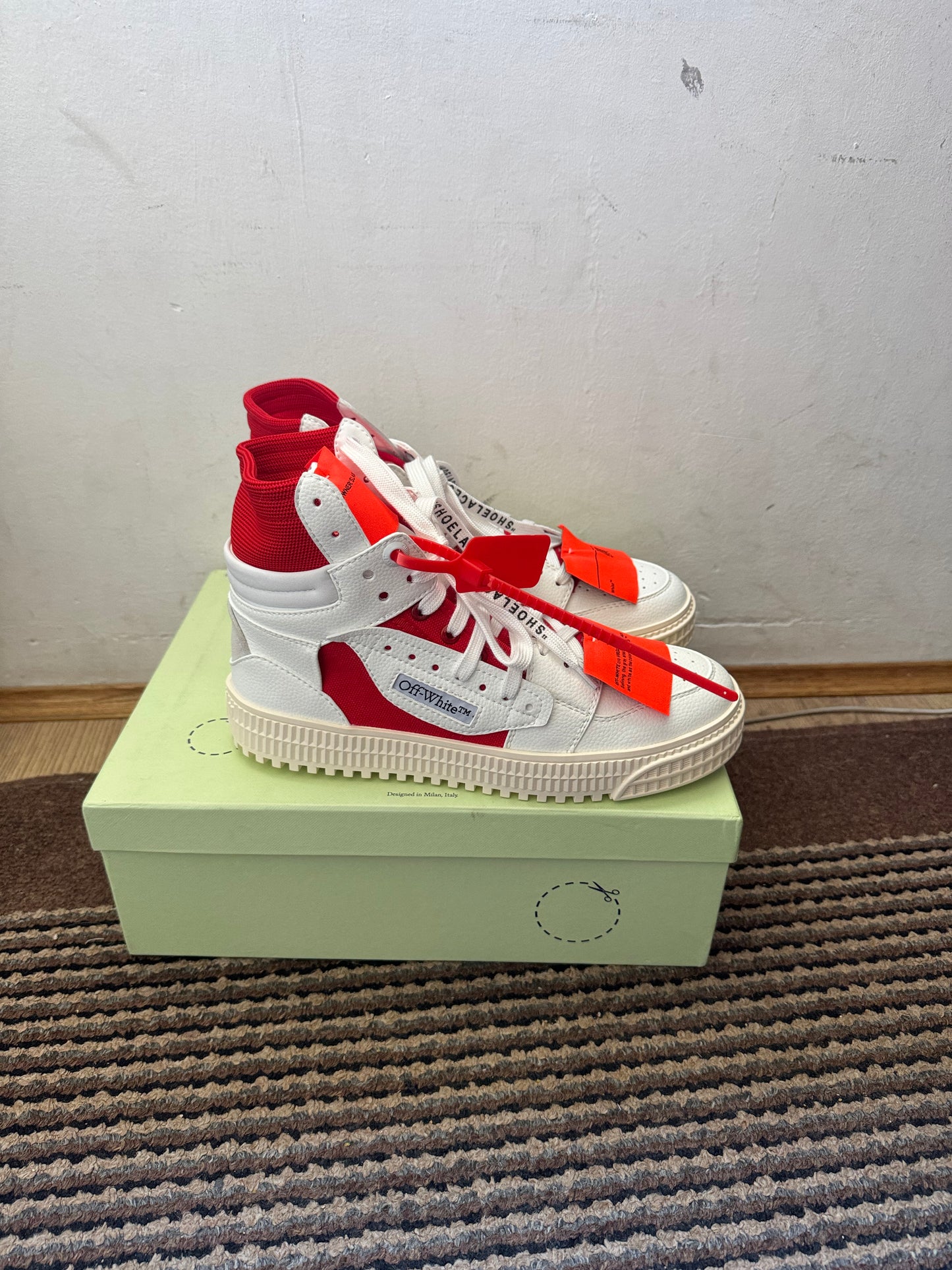Off White Court Broj 40(Odmah dostupno)