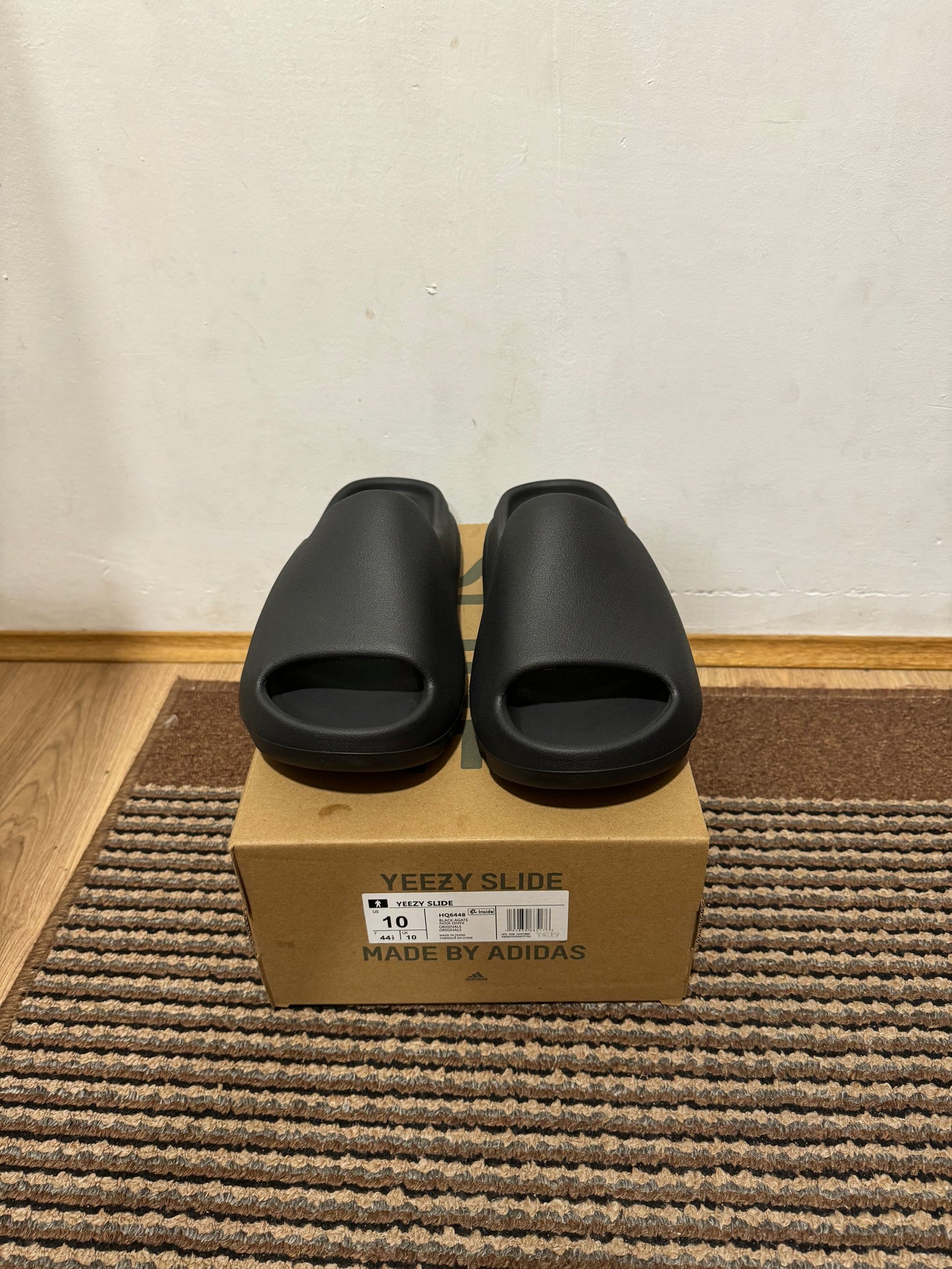 Yeezy Slide Onyx Broj 38,42(Odmah dostupno)