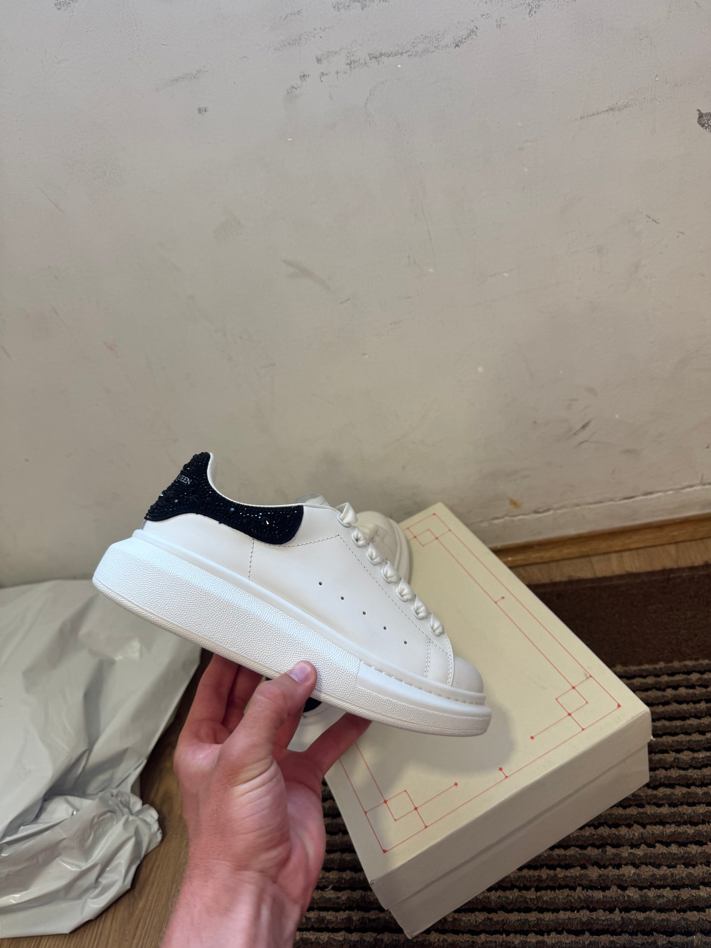 Alexander McQueen Broj 37(Odmah Dostupno)
