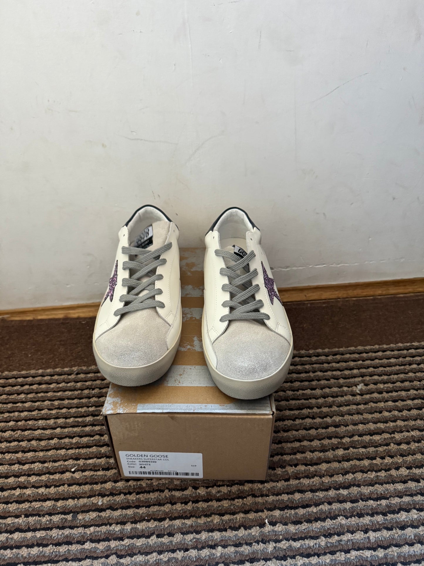 Golden Goose Broj 44 (Odmah dostupno)