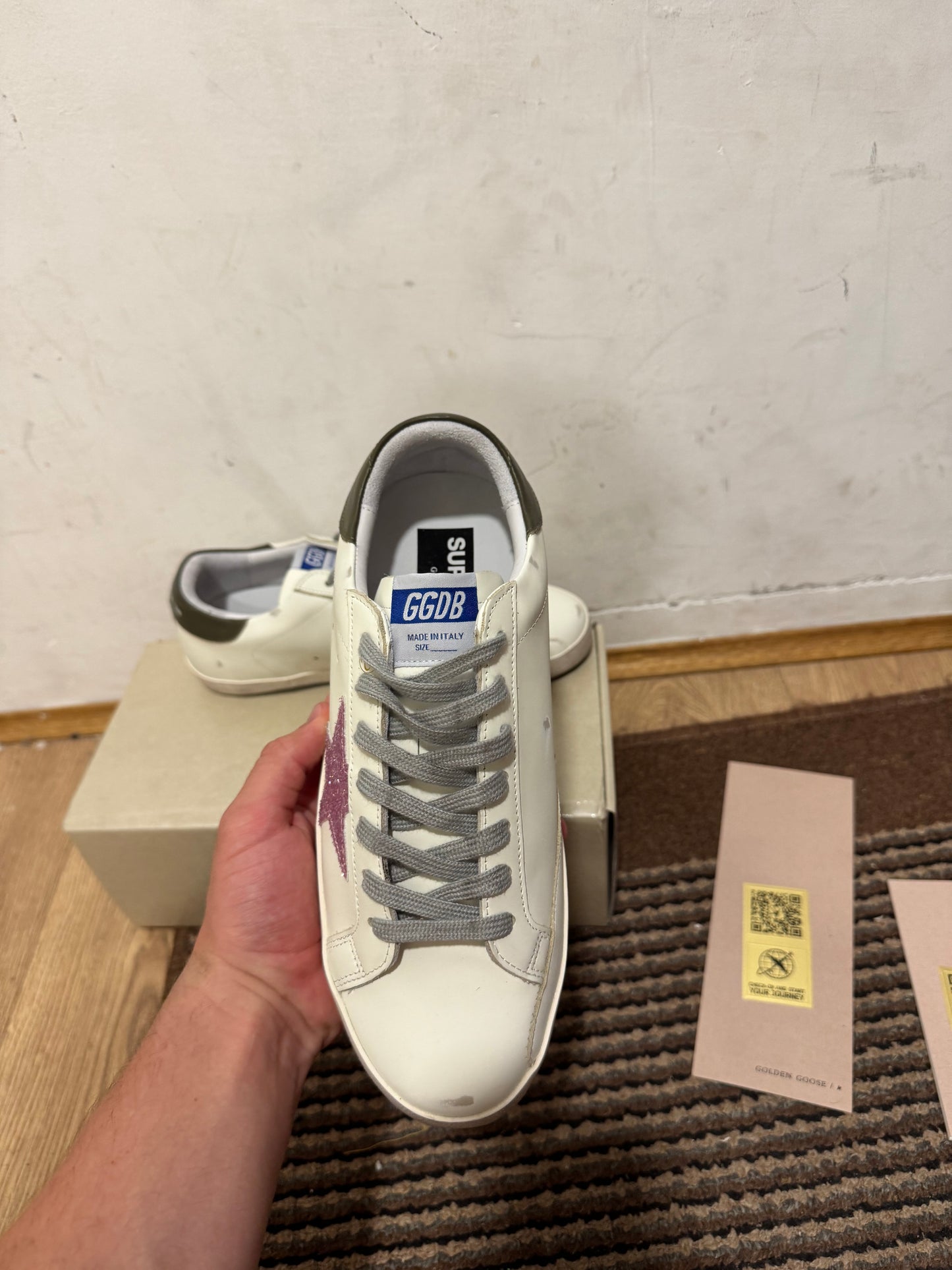 Golden Goose Broj 38(Odmah dostupno)
