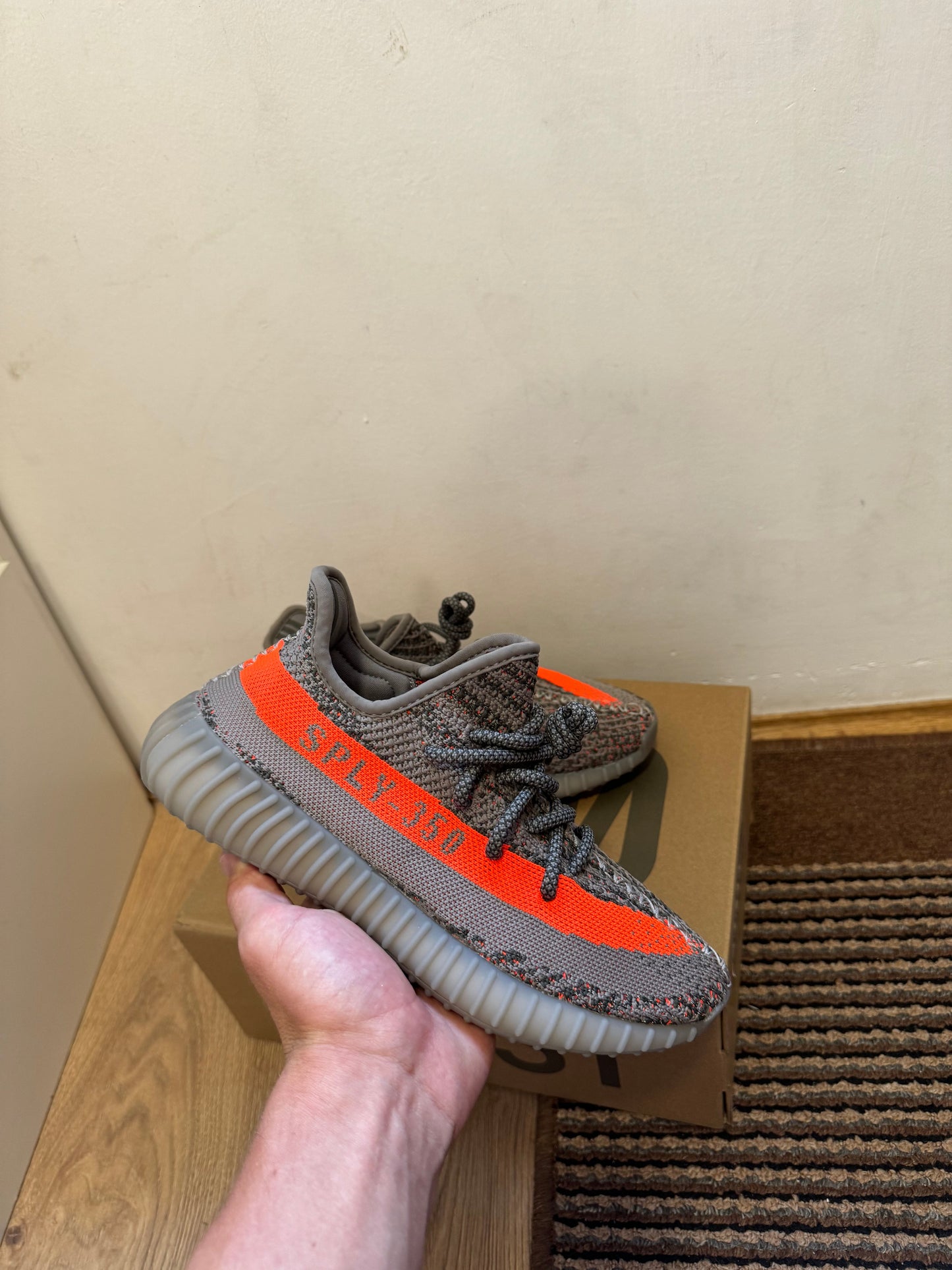 Yeezy 350 Beluga Broj 40(Odmah Dostupno)