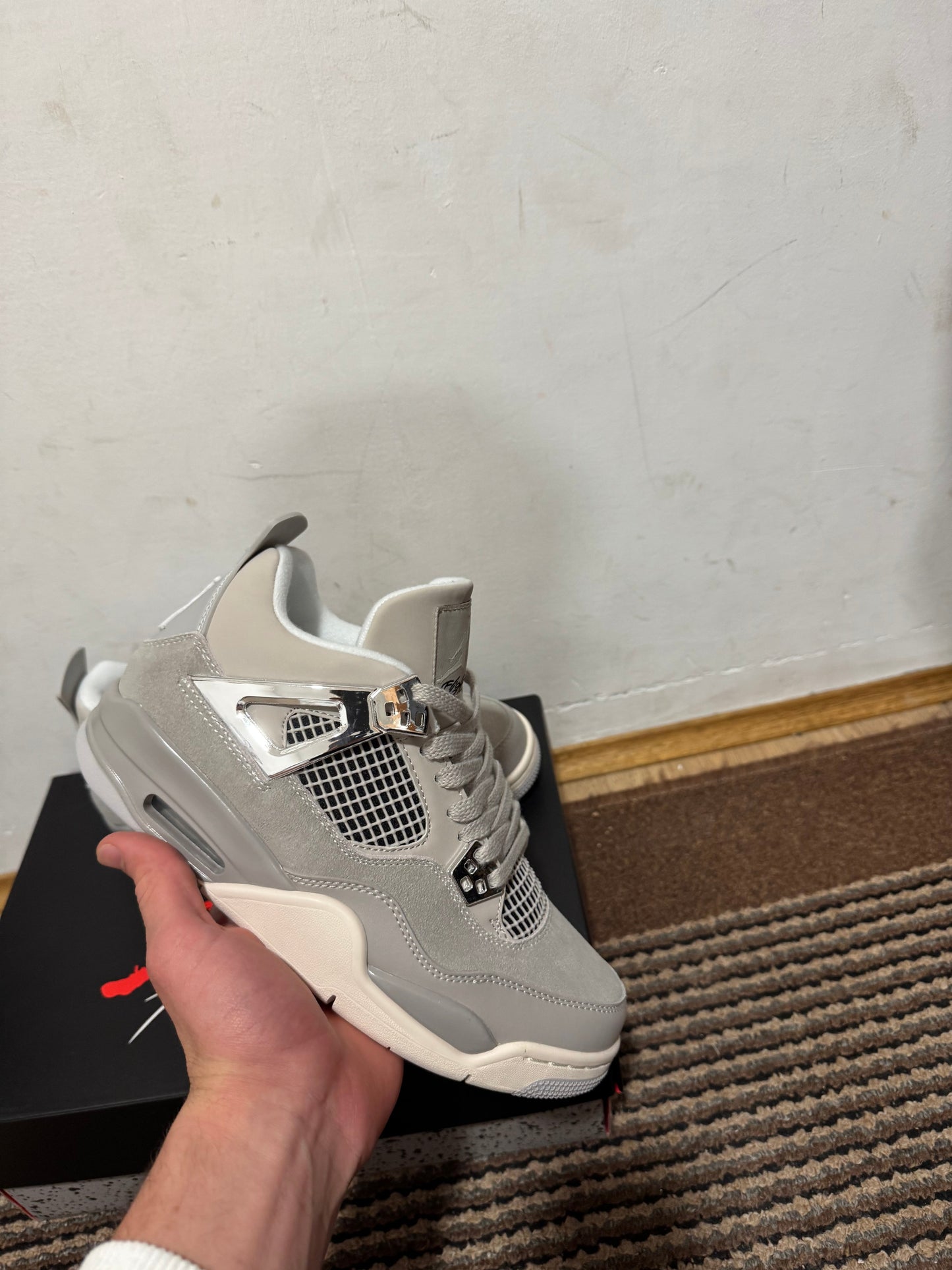 Jordan 4 Frozen Moment Broj 39(Odmah dostupno)